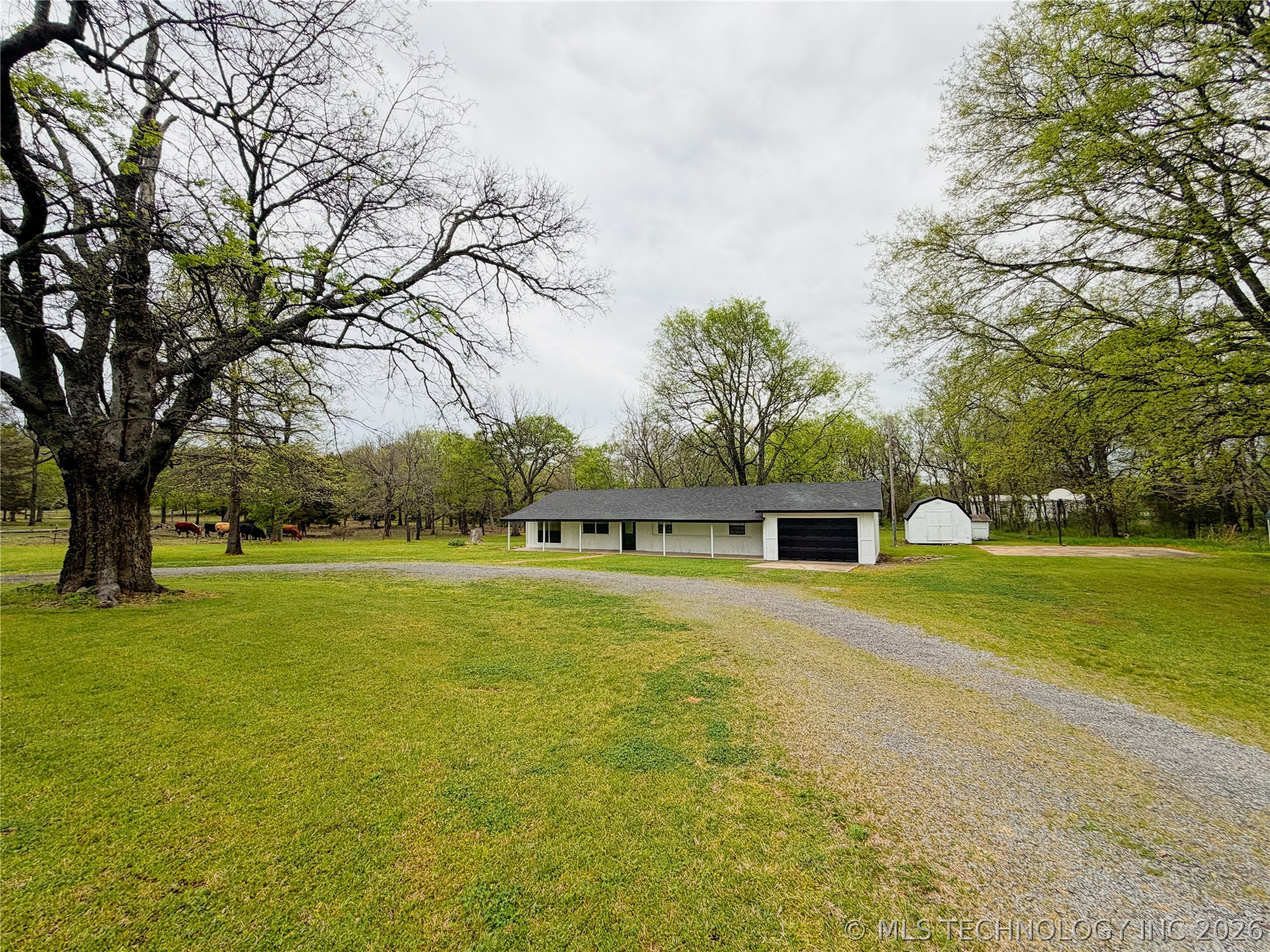 14221 N Grace Hudlen Road Hulbert OK 74441