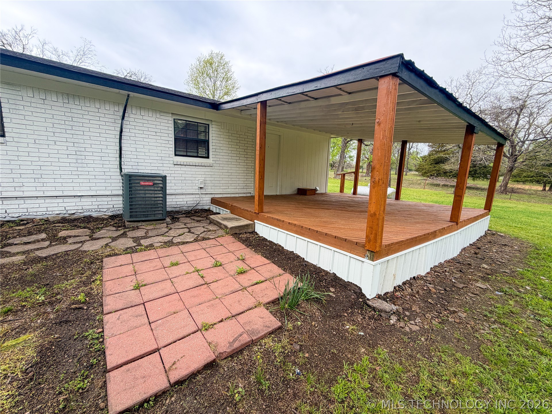14221 N Grace Hudlen Road Hulbert OK 74441