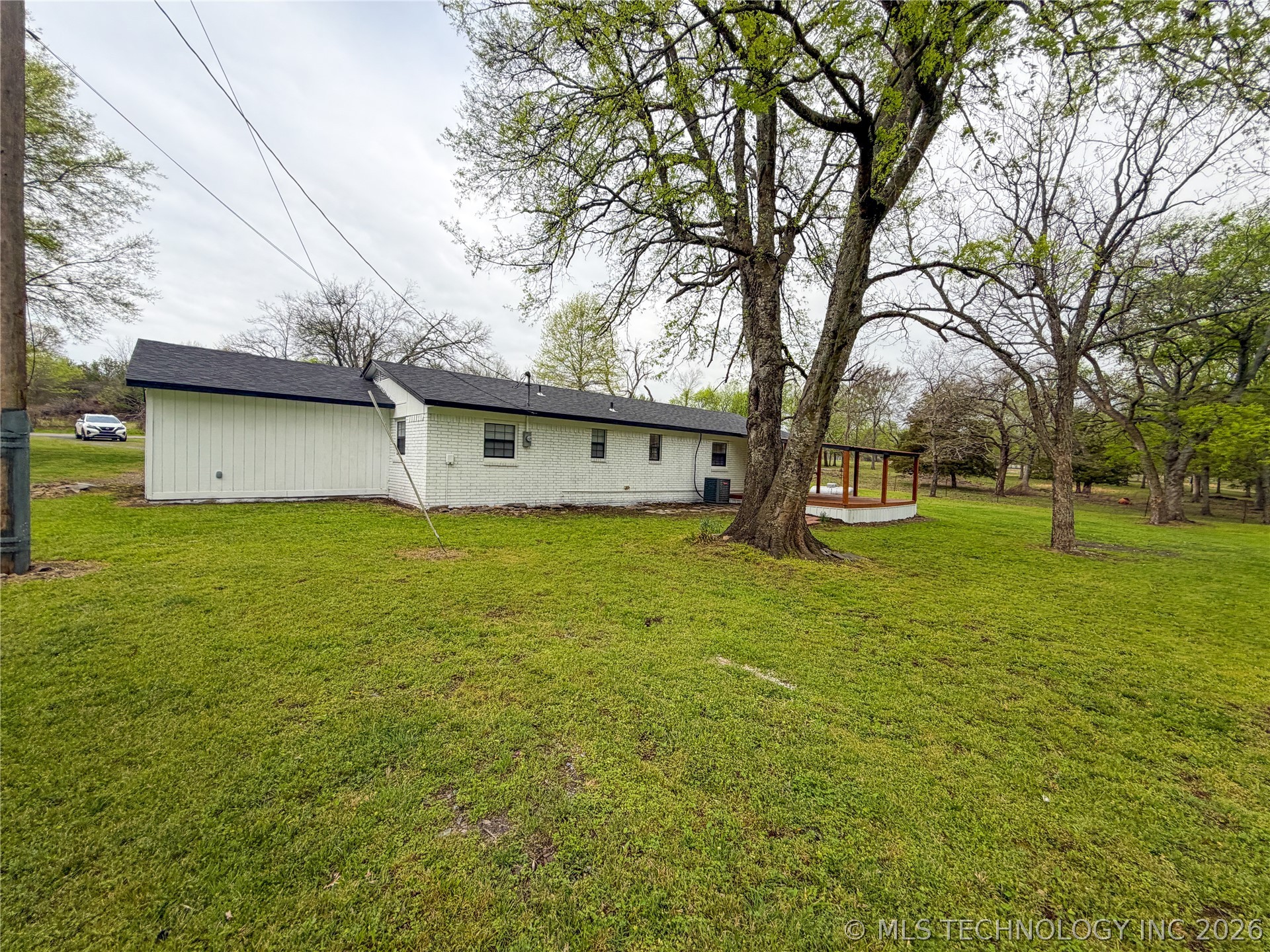 14221 N Grace Hudlen Road Hulbert OK 74441