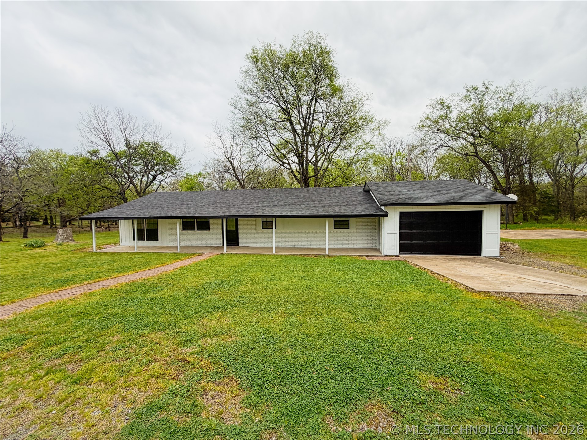 14221 N Grace Hudlen Road Hulbert OK 74441