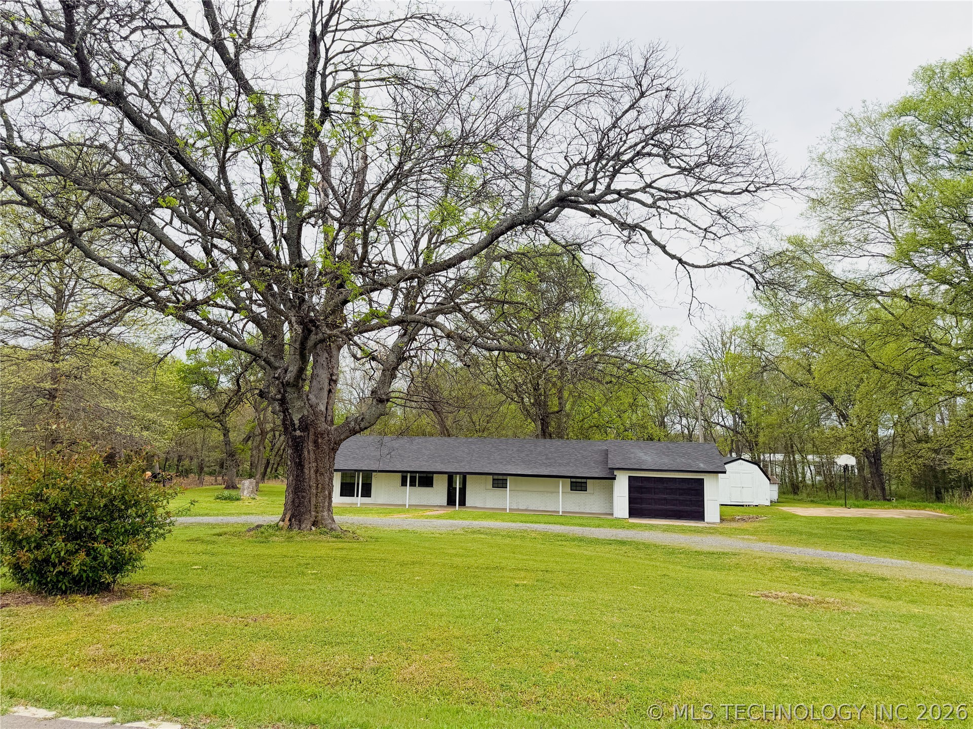 14221 N Grace Hudlen Road Hulbert OK 74441