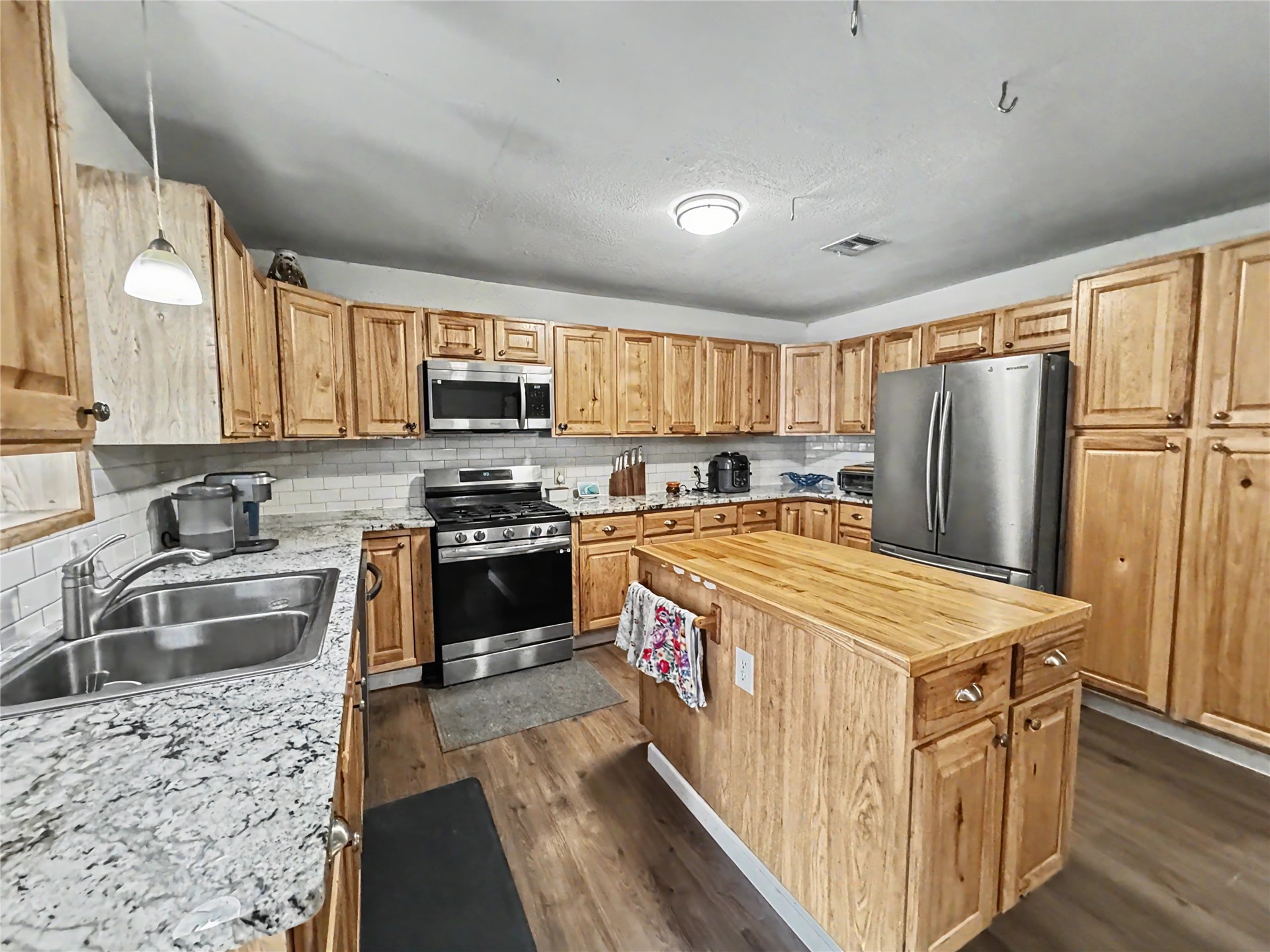 24737 E Cobbs Corner Road Tahlequah OK 74464