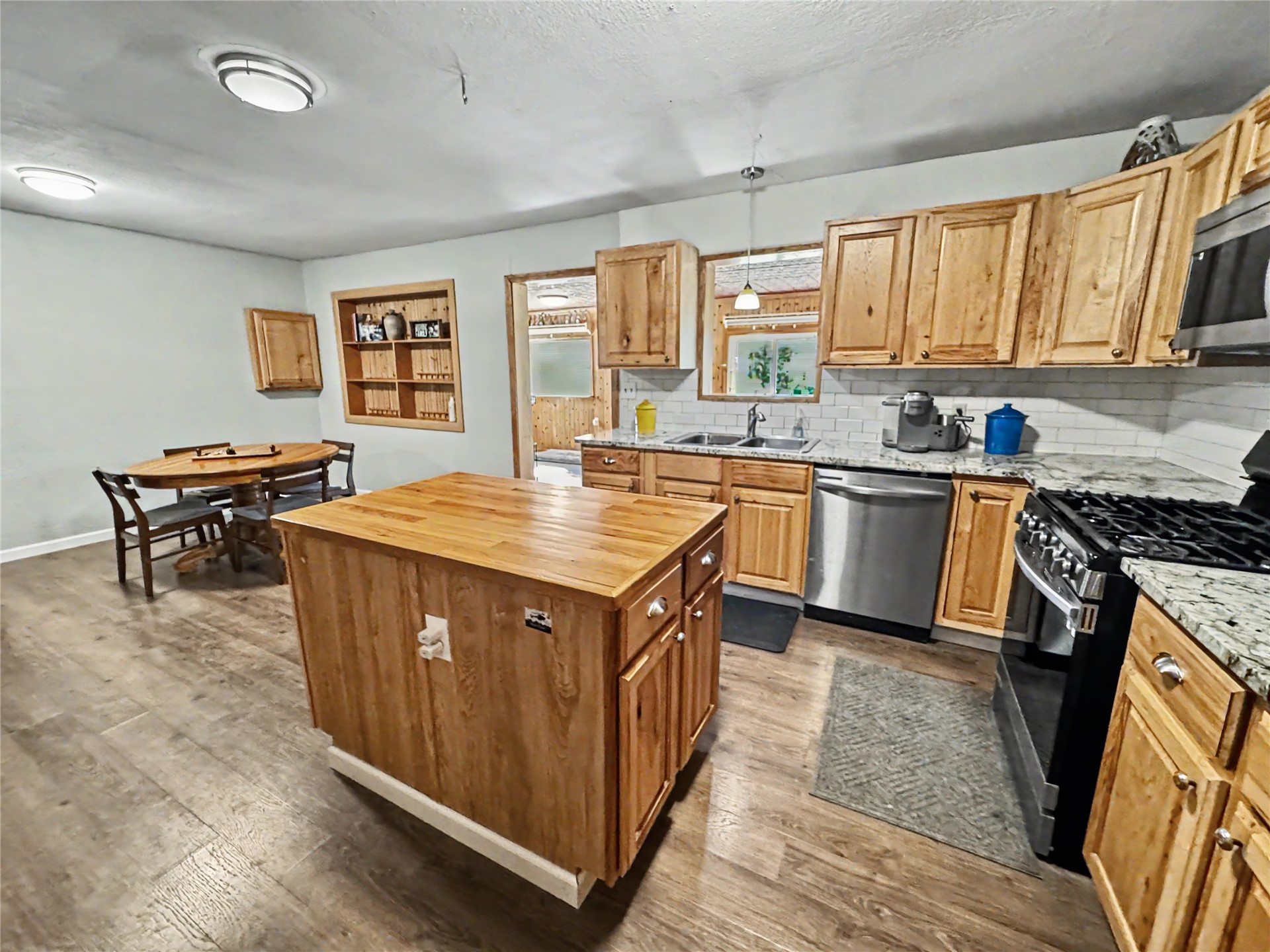 24737 E Cobbs Corner Road Tahlequah OK 74464