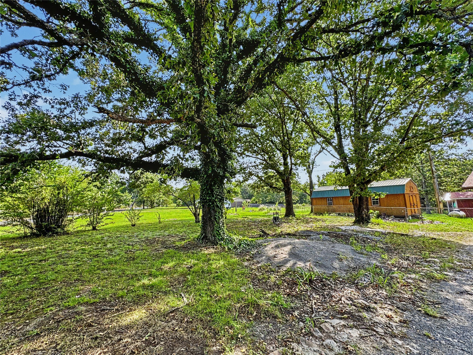 24737 E Cobbs Corner Road Tahlequah OK 74464