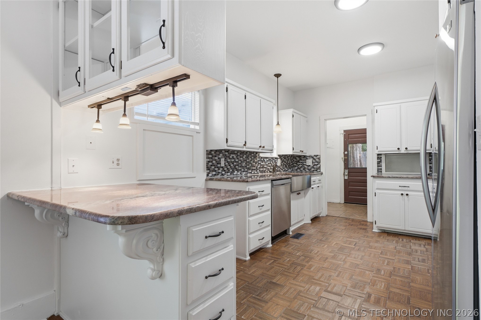 1527 S Yorktown Avenue Tulsa OK 74104