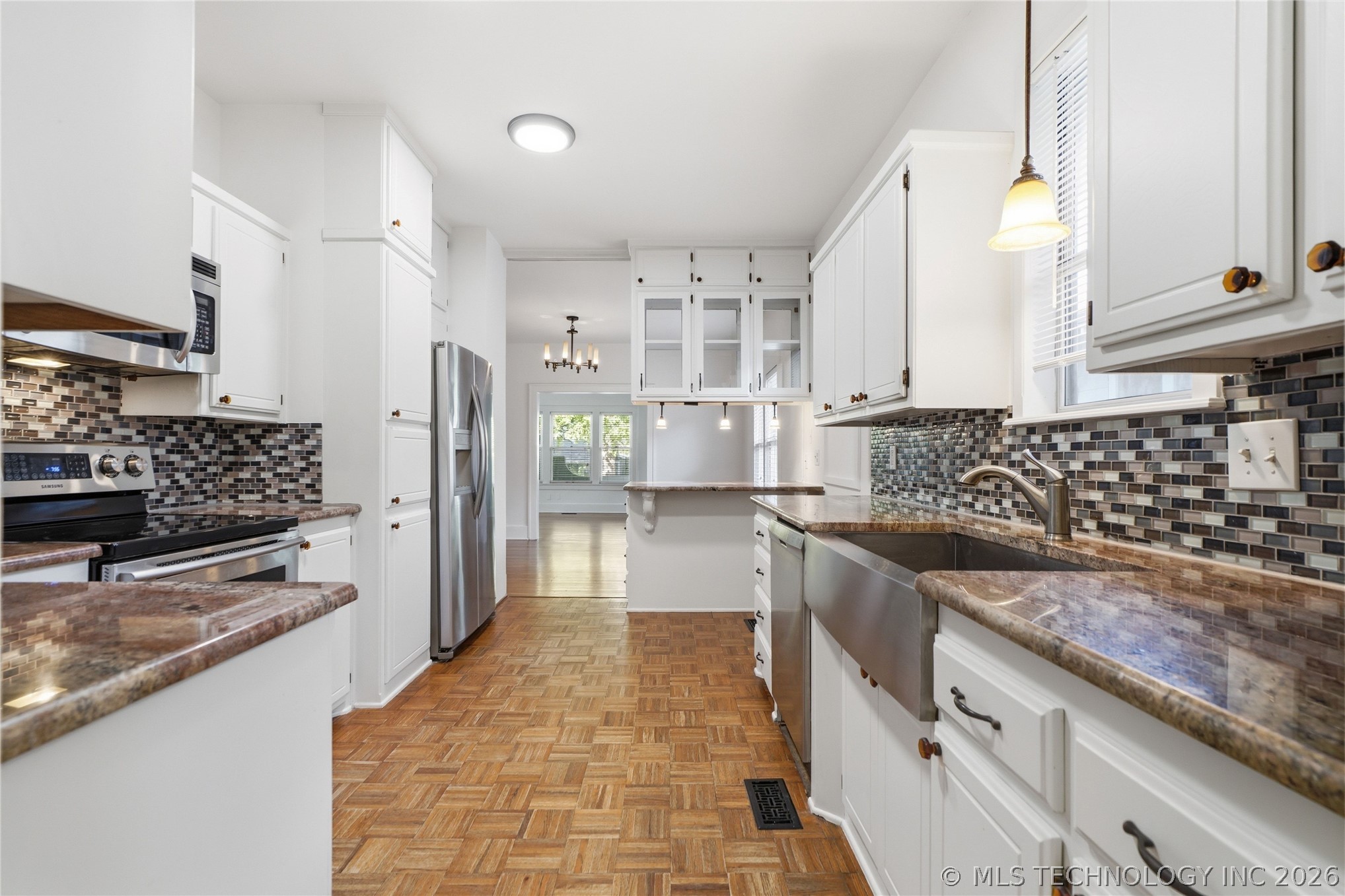 1527 S Yorktown Avenue Tulsa OK 74104
