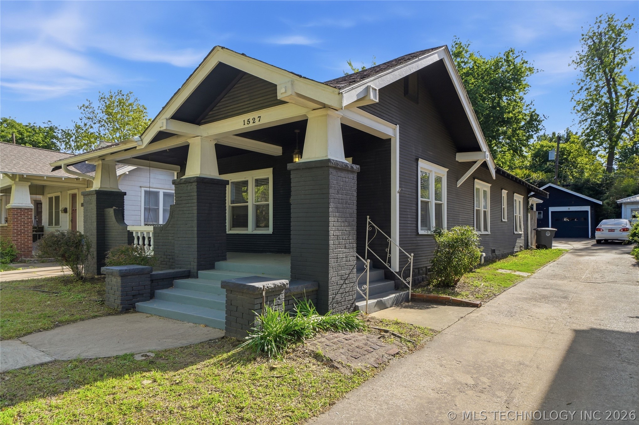 1527 S Yorktown Avenue Tulsa OK 74104