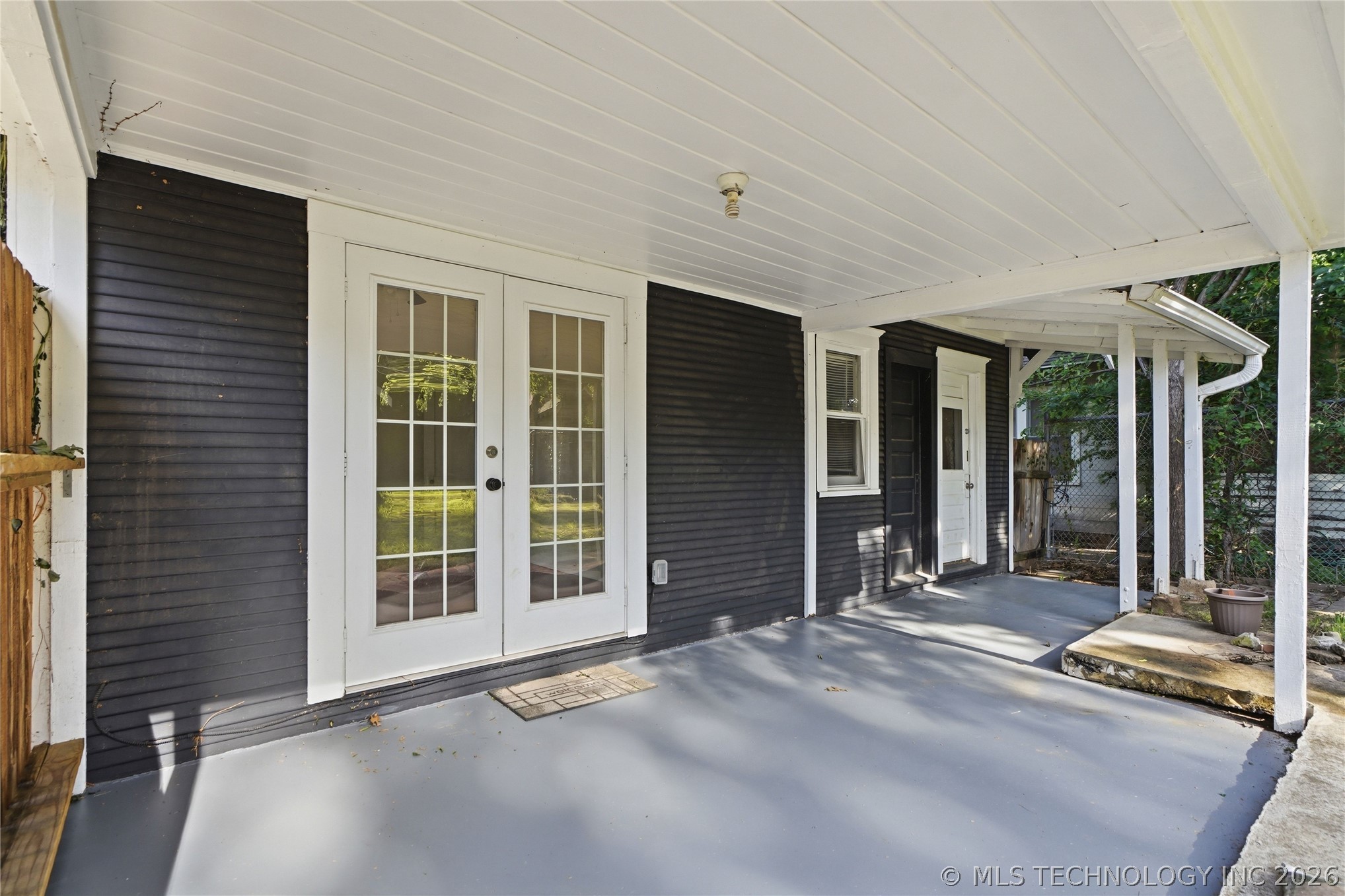 1527 S Yorktown Avenue Tulsa OK 74104