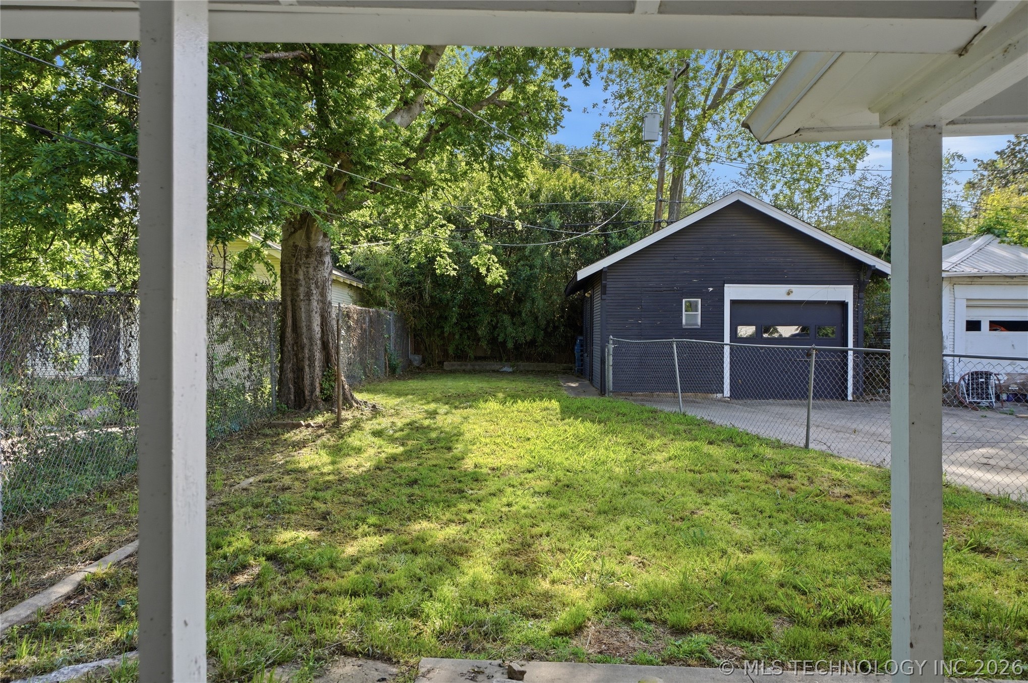 1527 S Yorktown Avenue Tulsa OK 74104