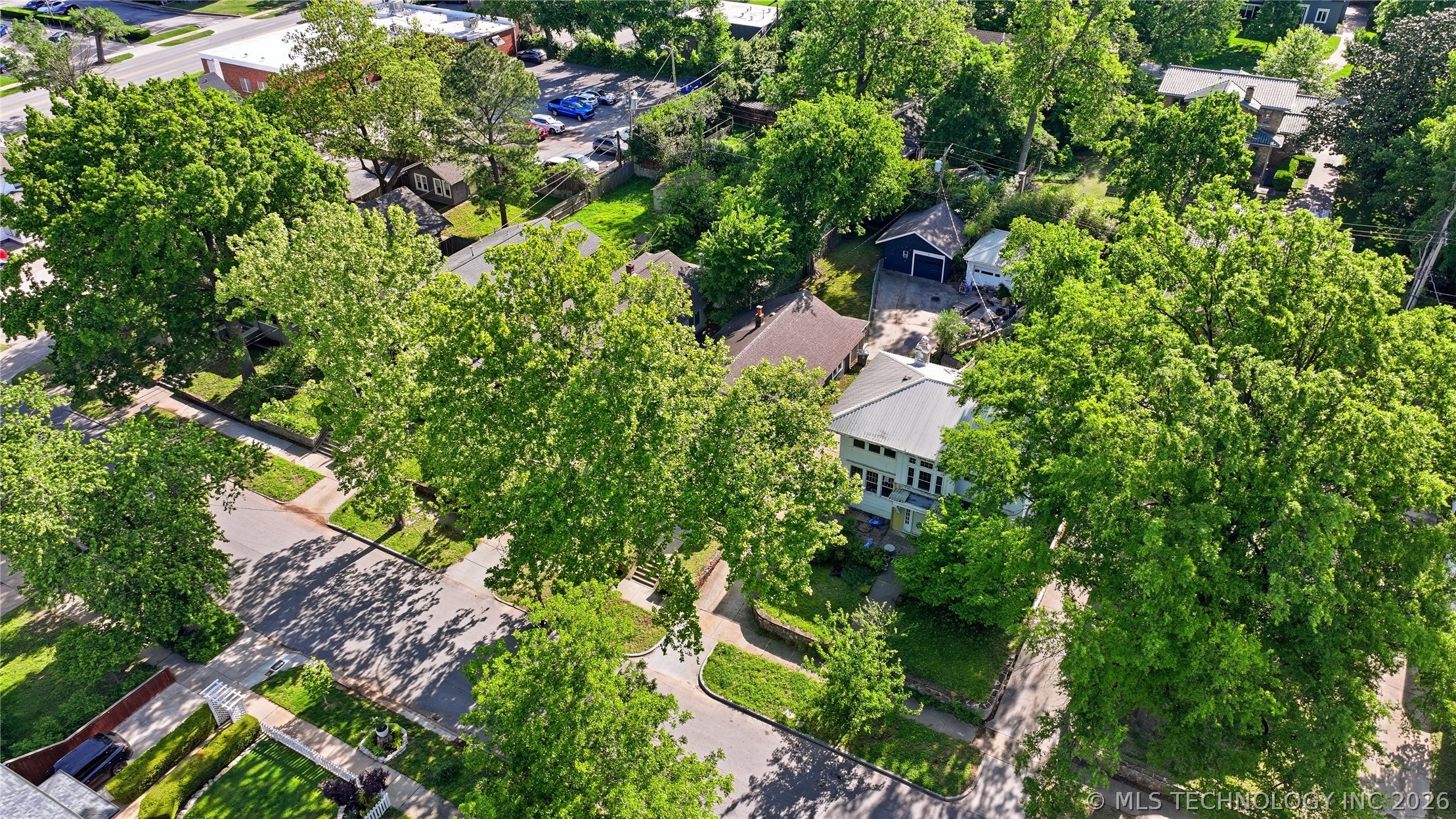1527 S Yorktown Avenue Tulsa OK 74104