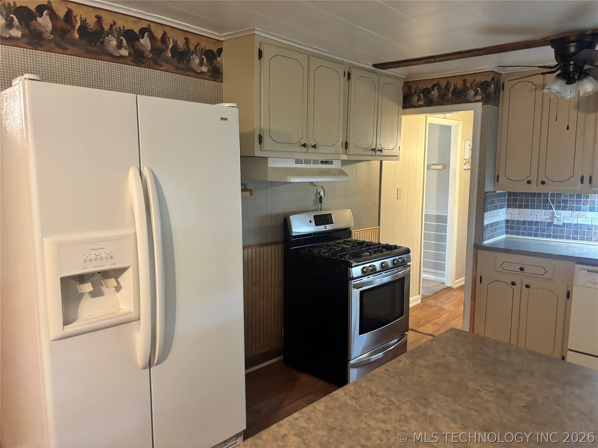 1229 E 10th Street Okmulgee OK 74447