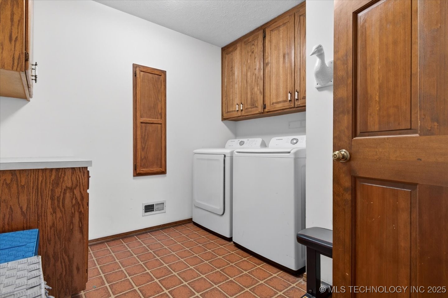 2616 Chapel Hill Bartlesville OK 74006