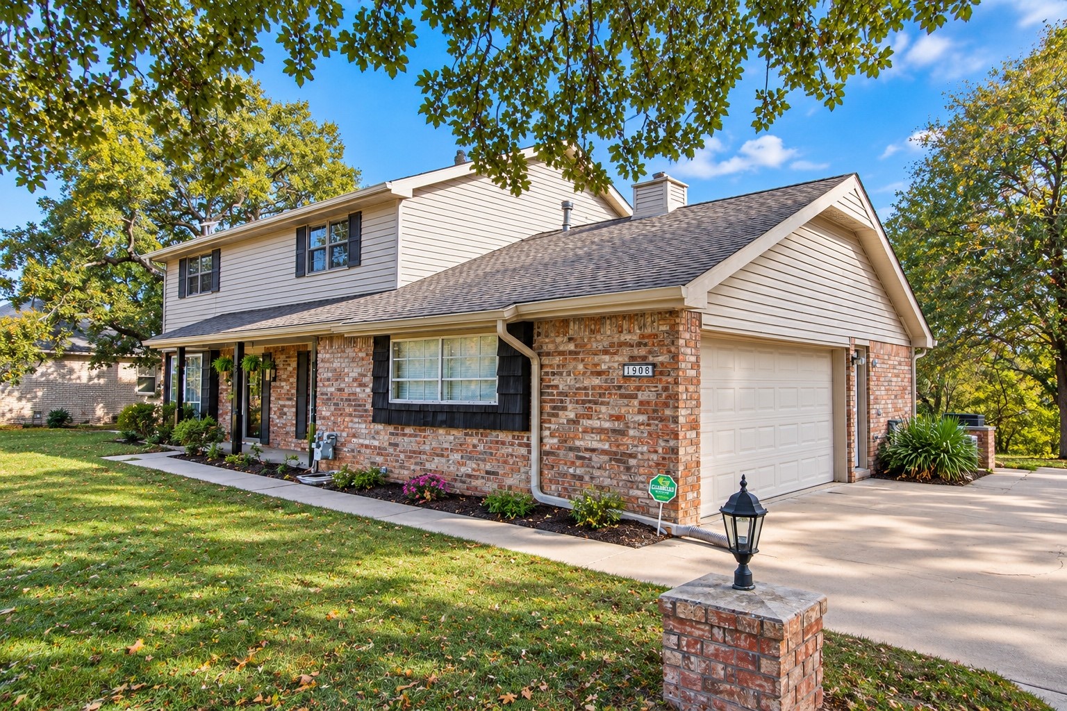 1908 E 20 Street Okmulgee OK 74447
