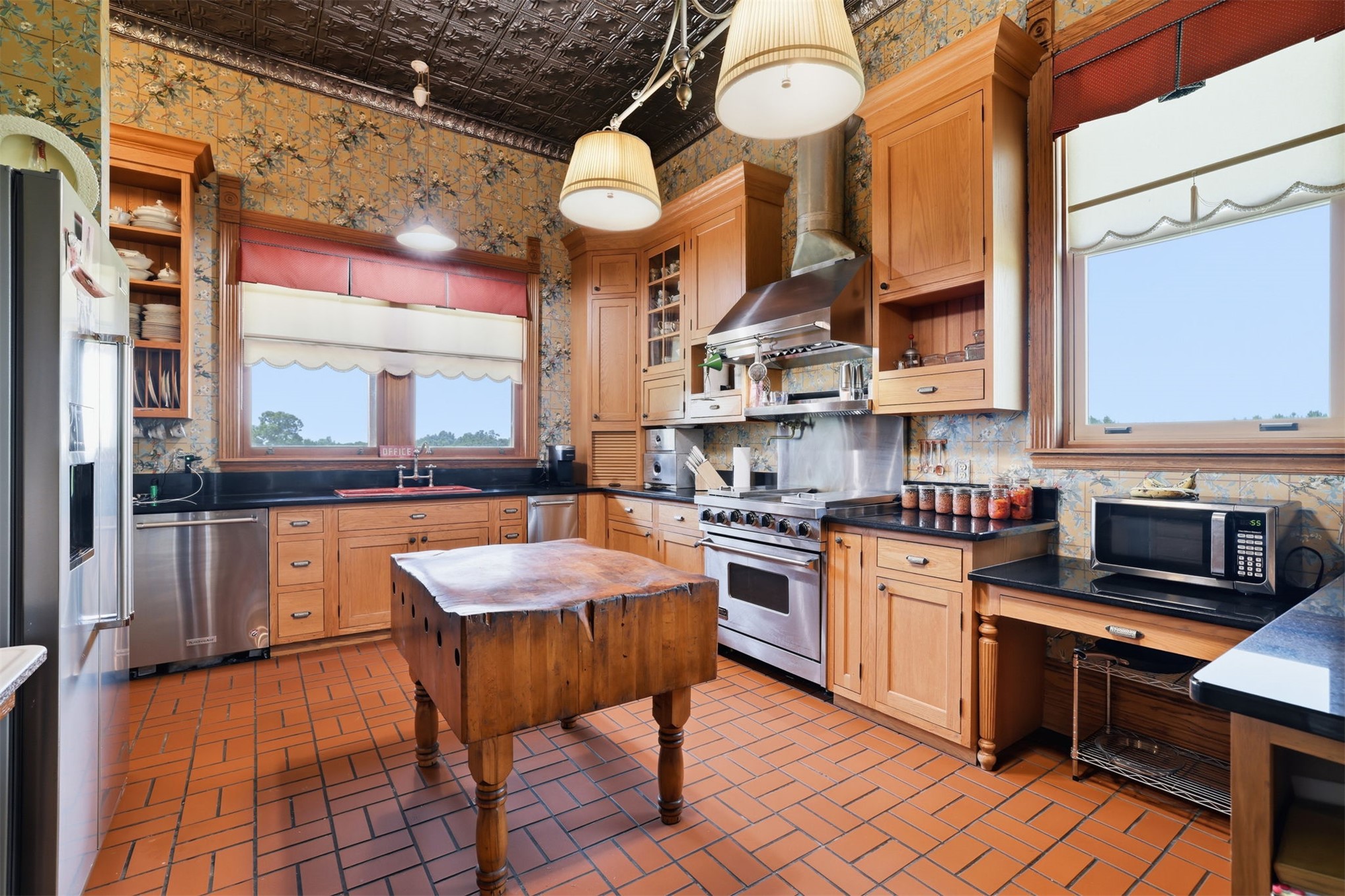 1253 N 4255 Road Hugo OK 74743