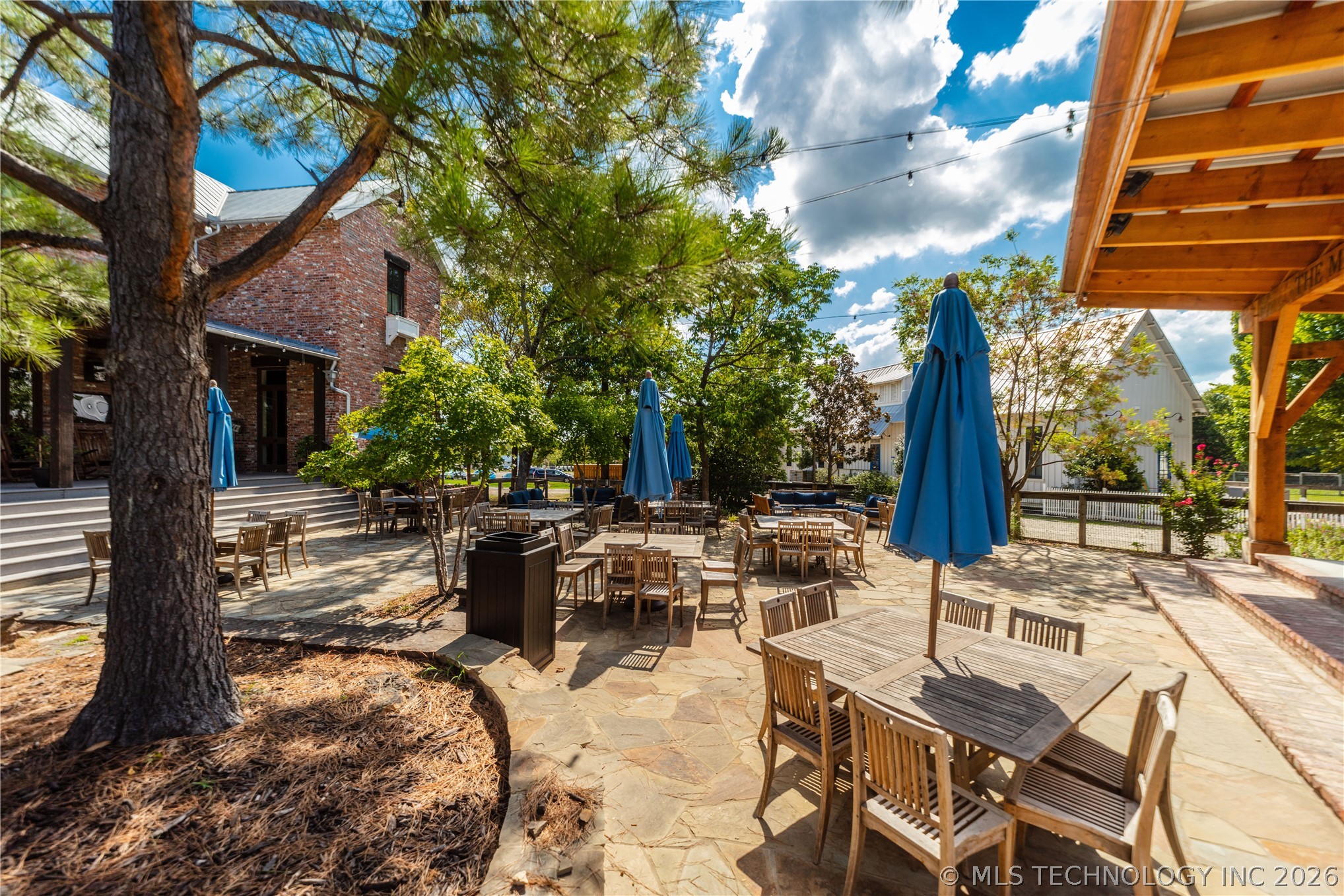 31 Park Street Carlton Landing OK 74432
