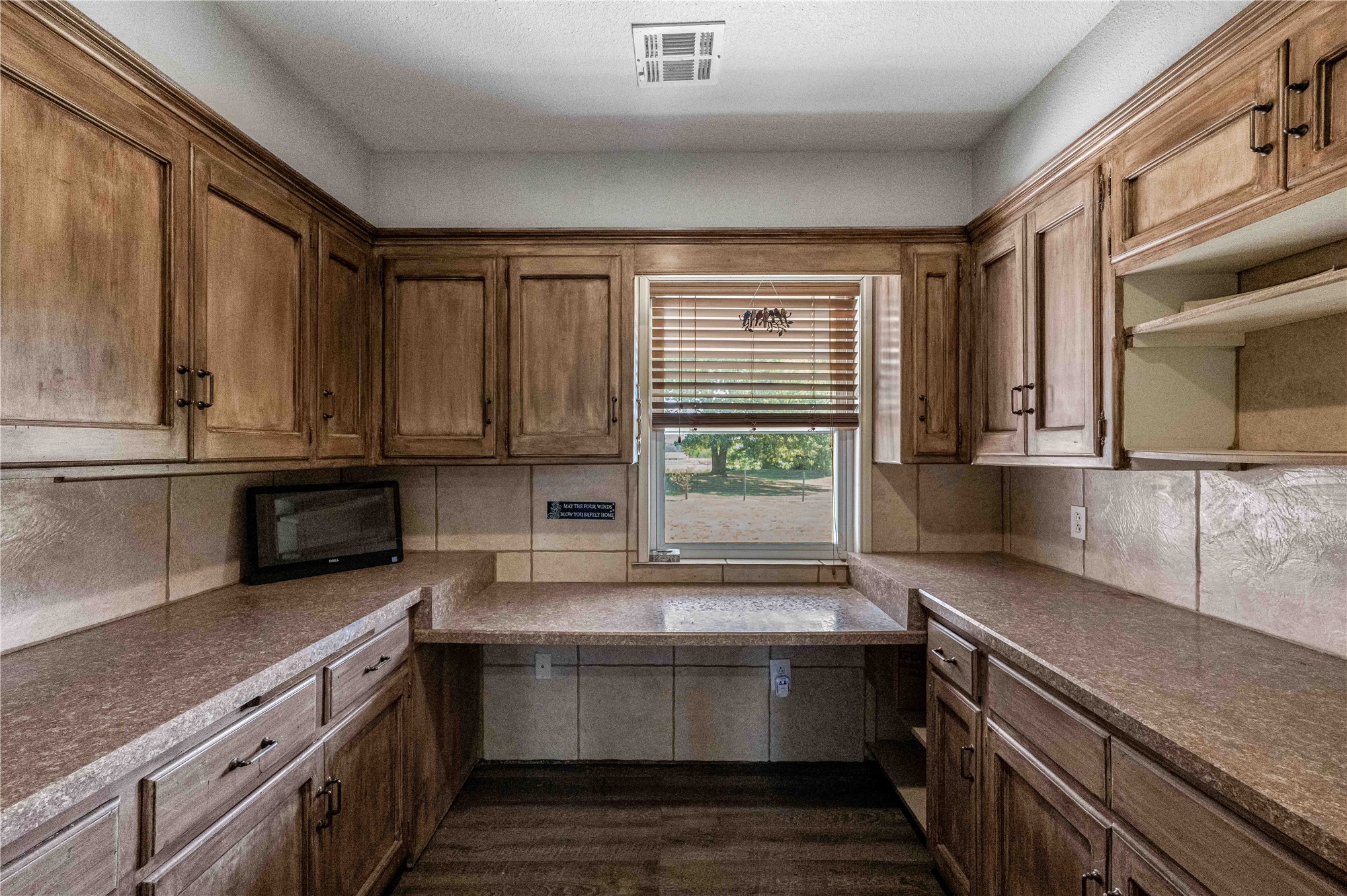18747 Cowshed Crossing Spiro OK 74959
