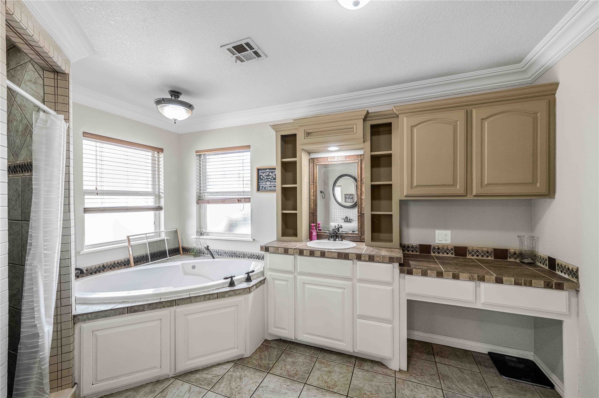 18747 Cowshed Crossing Spiro OK 74959