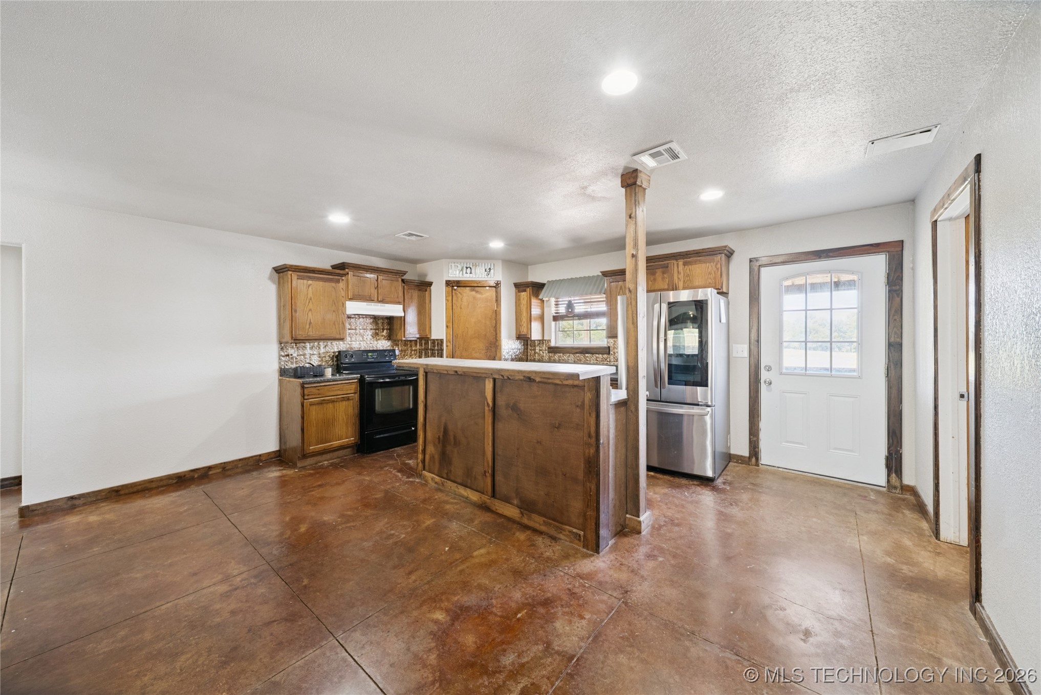 11822 S Rawhide Road E Claremore OK 74017