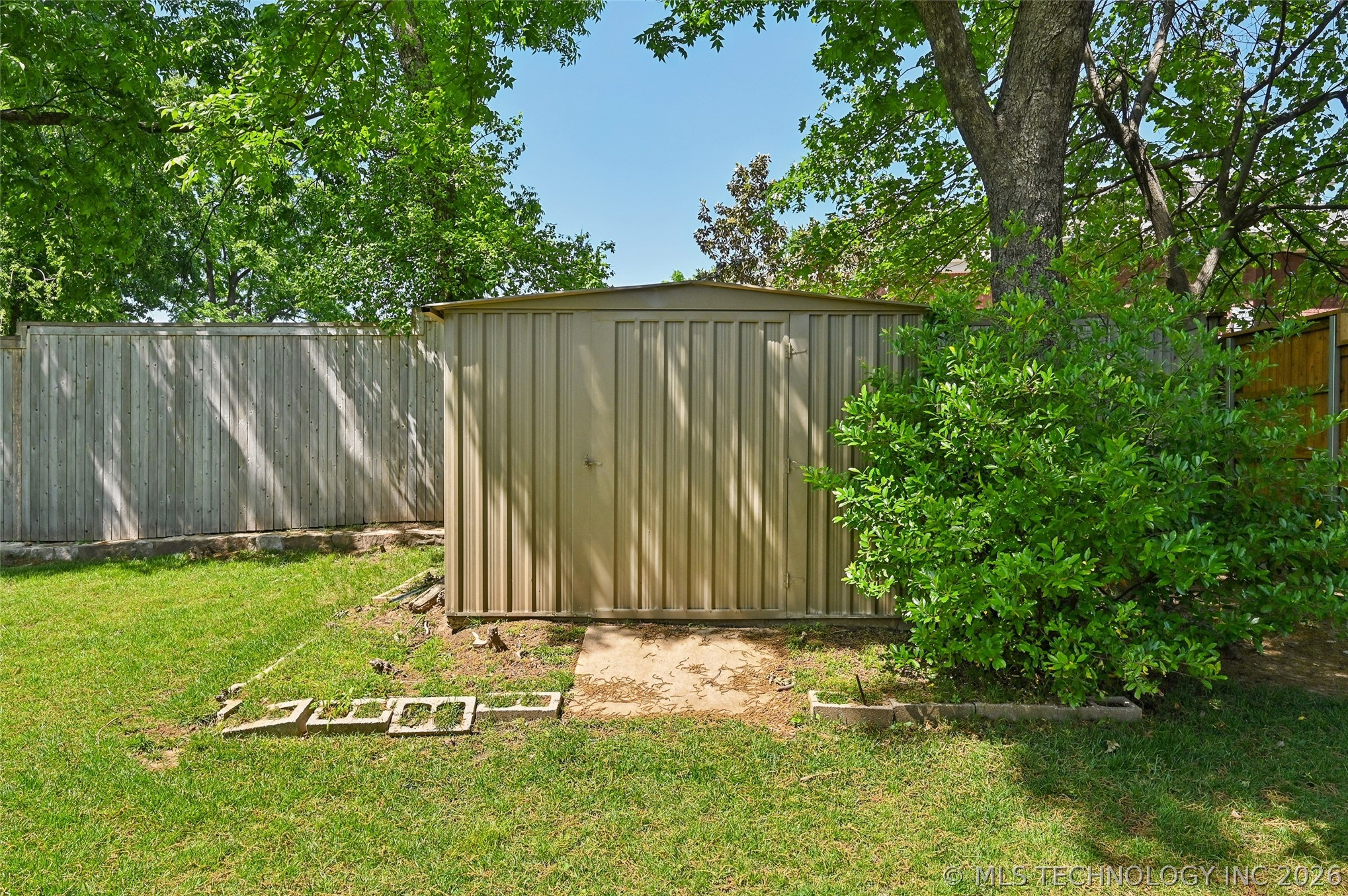 2437 E 40th Street Tulsa OK 74105