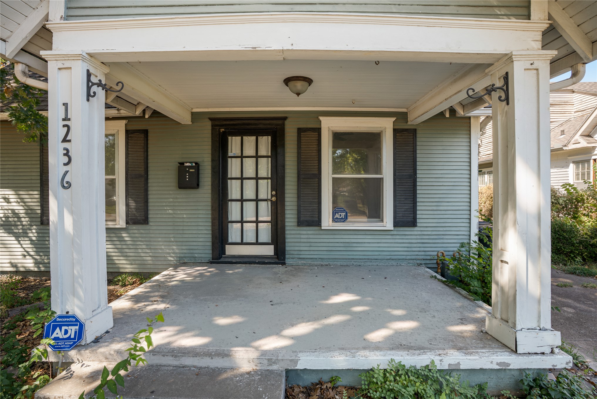 1236 S Columbia Place Tulsa OK 74104