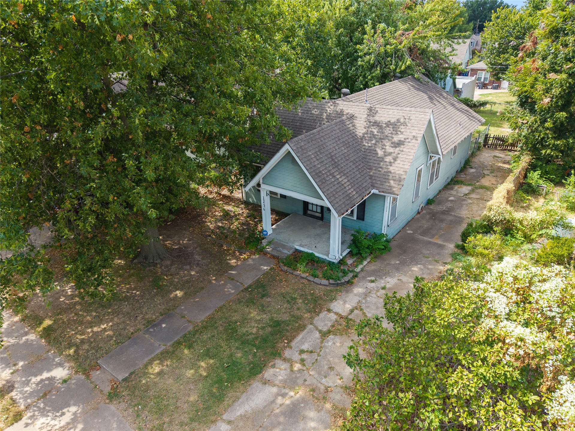 1236 S Columbia Place Tulsa OK 74104