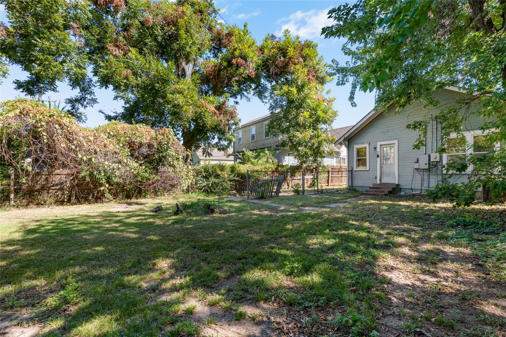 1236 S Columbia Place Tulsa OK 74104