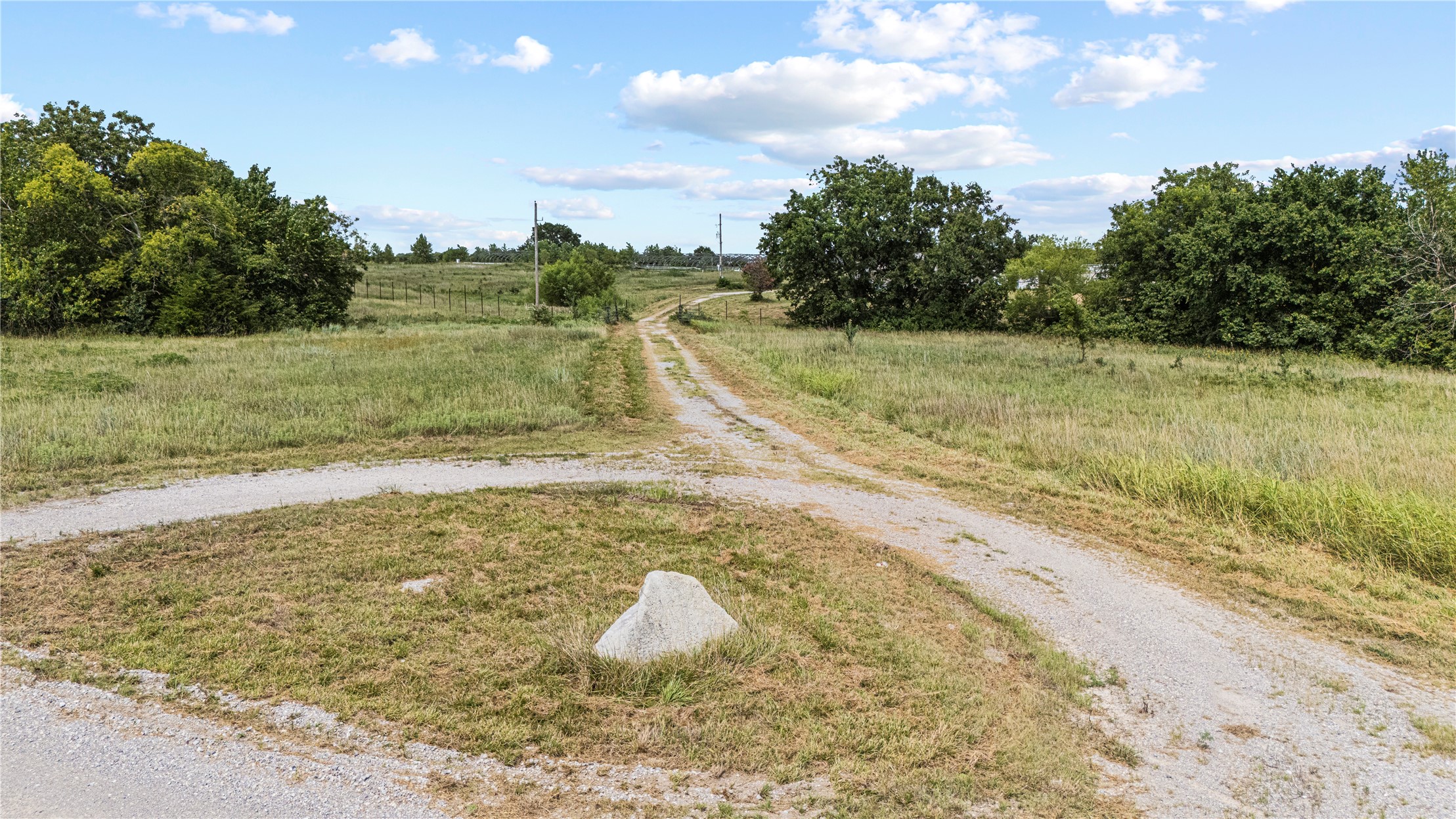 1852 County Road 1540 Stratford OK 74872