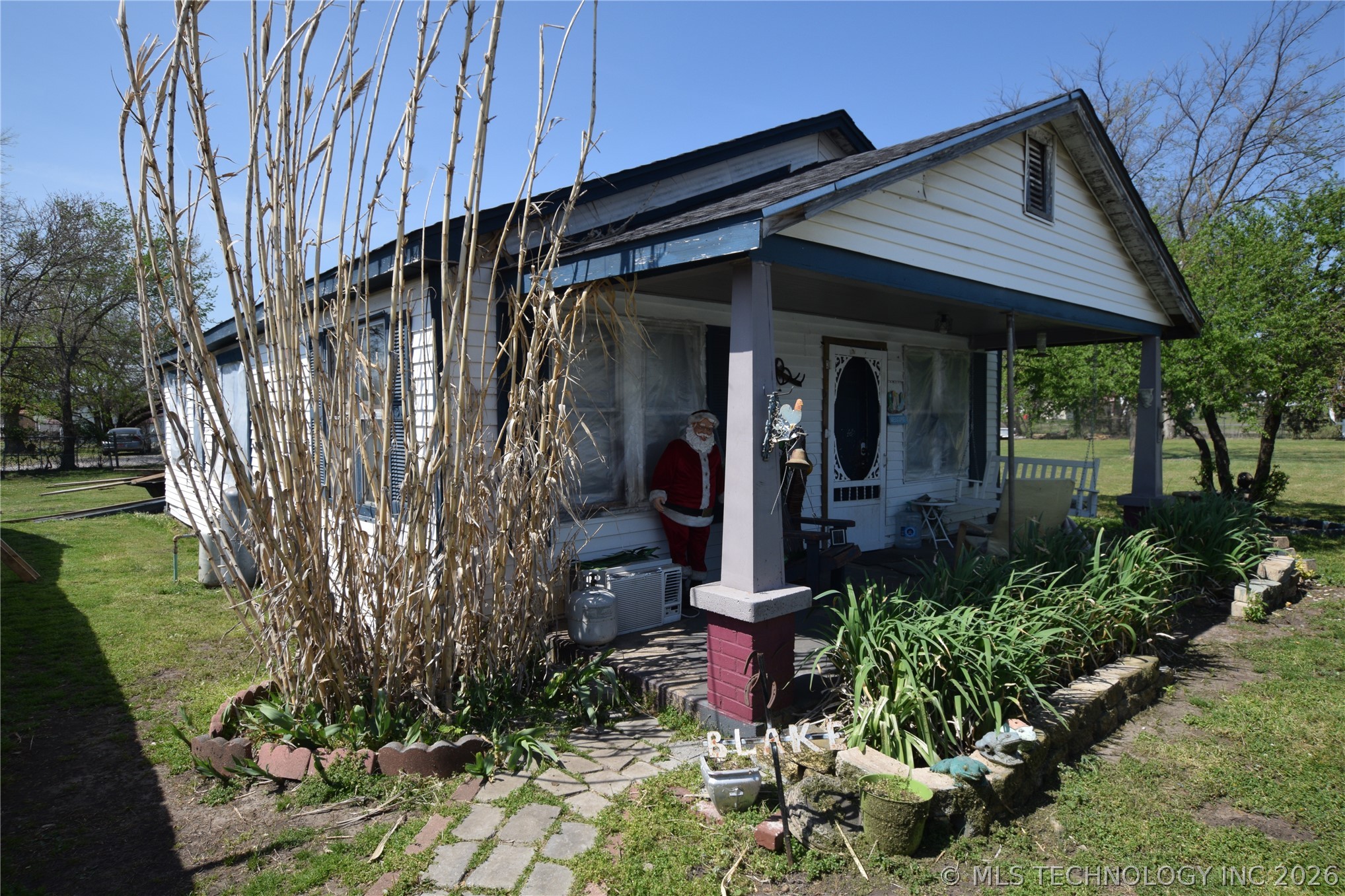 1 W Pine Street Stilwell OK 74960