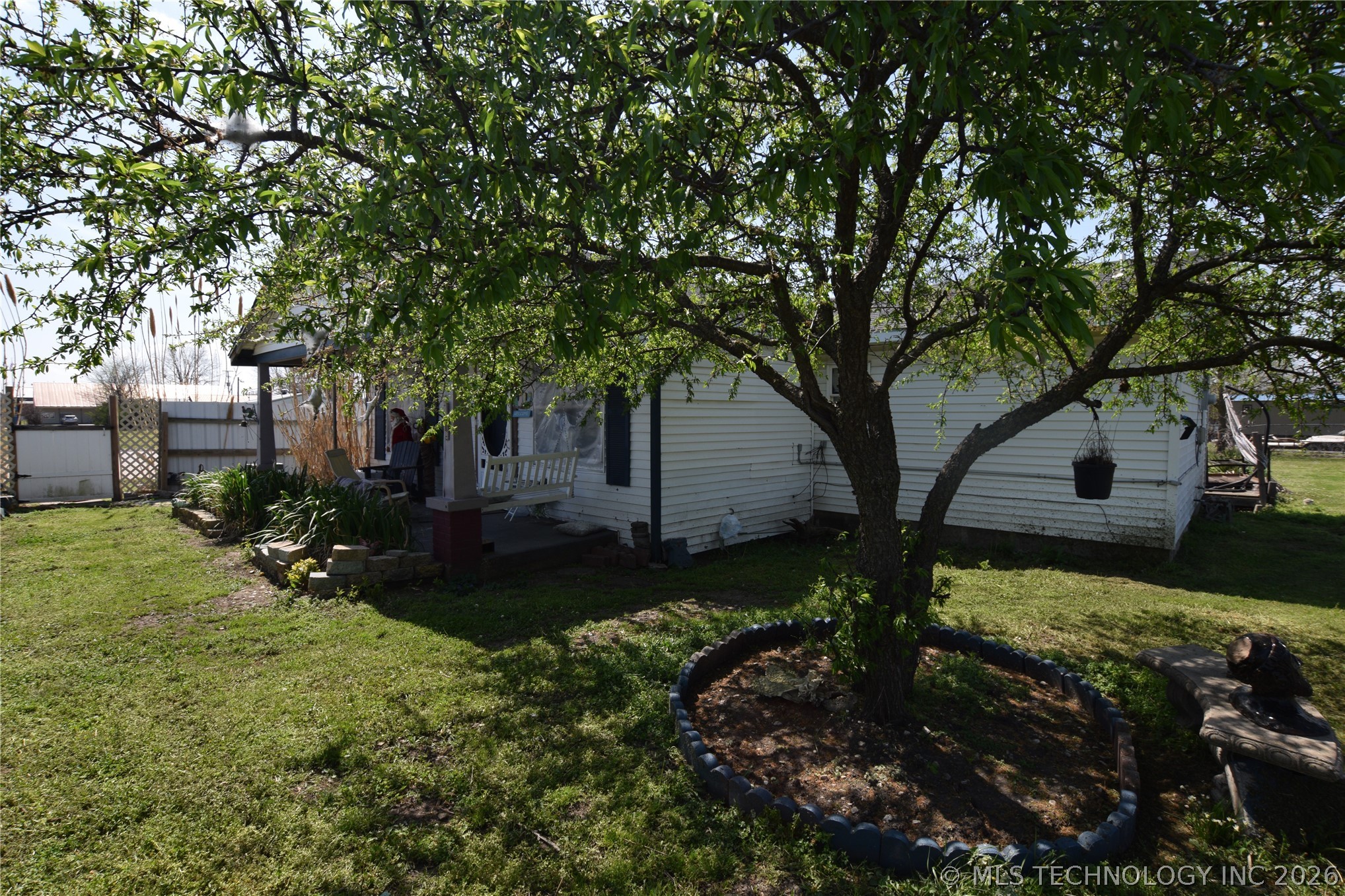 1 W Pine Street Stilwell OK 74960