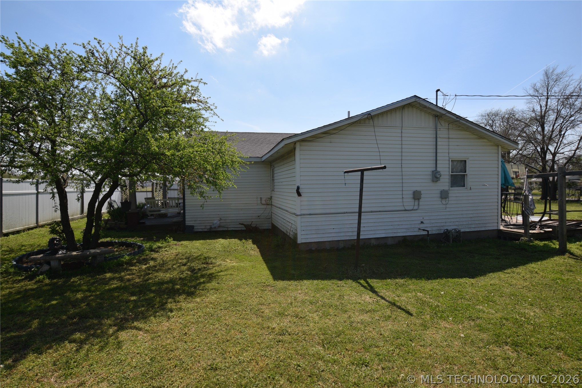 1 W Pine Street Stilwell OK 74960