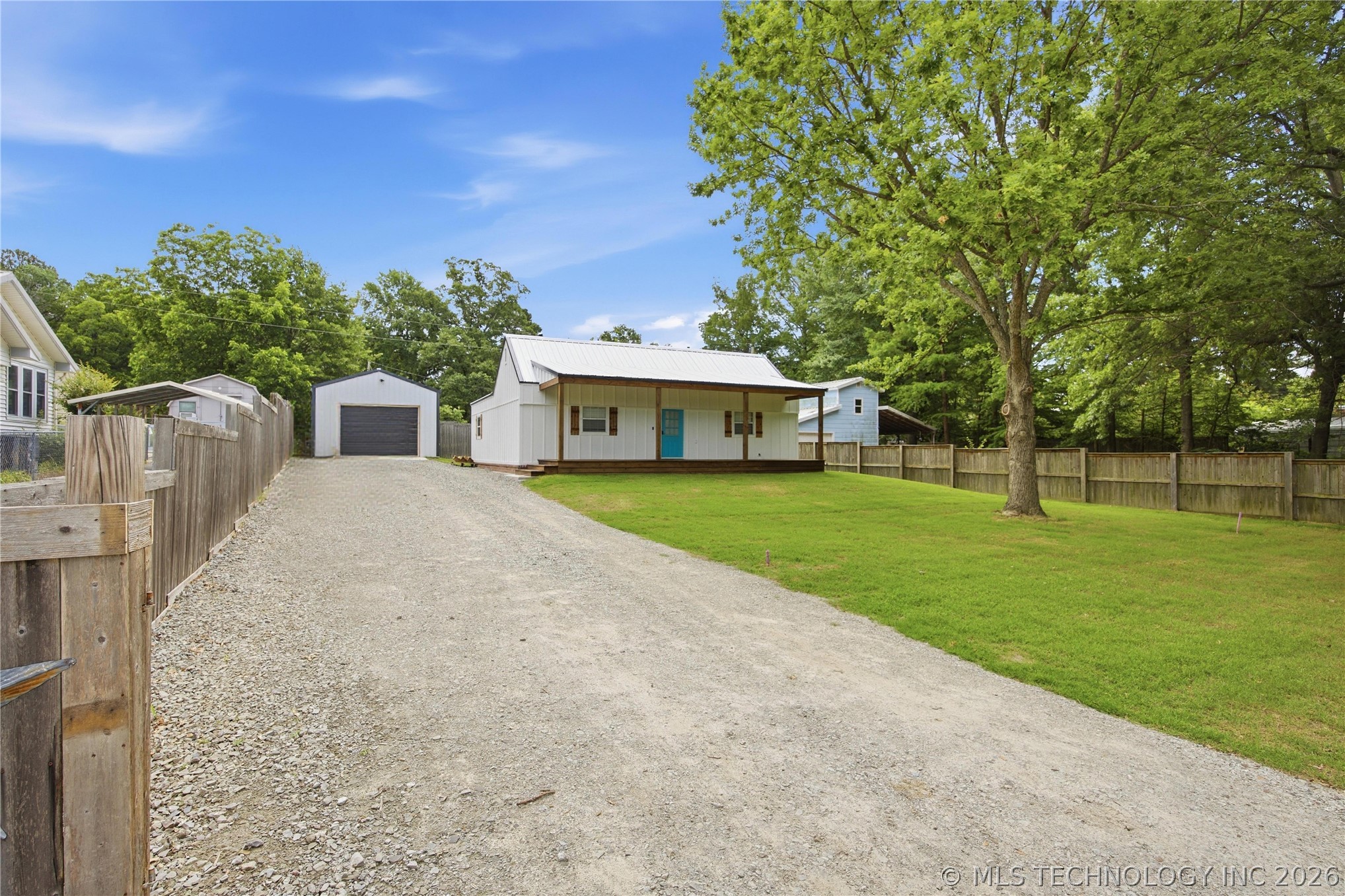 168 Kiamichi Eufaula OK 74432