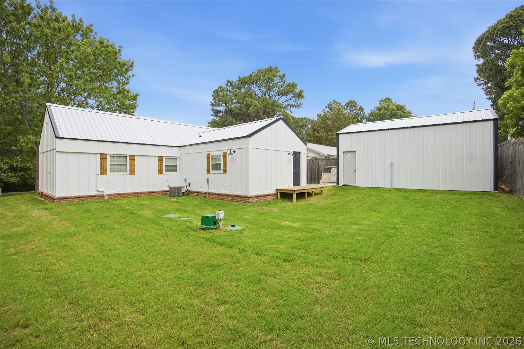 168 Kiamichi Eufaula OK 74432