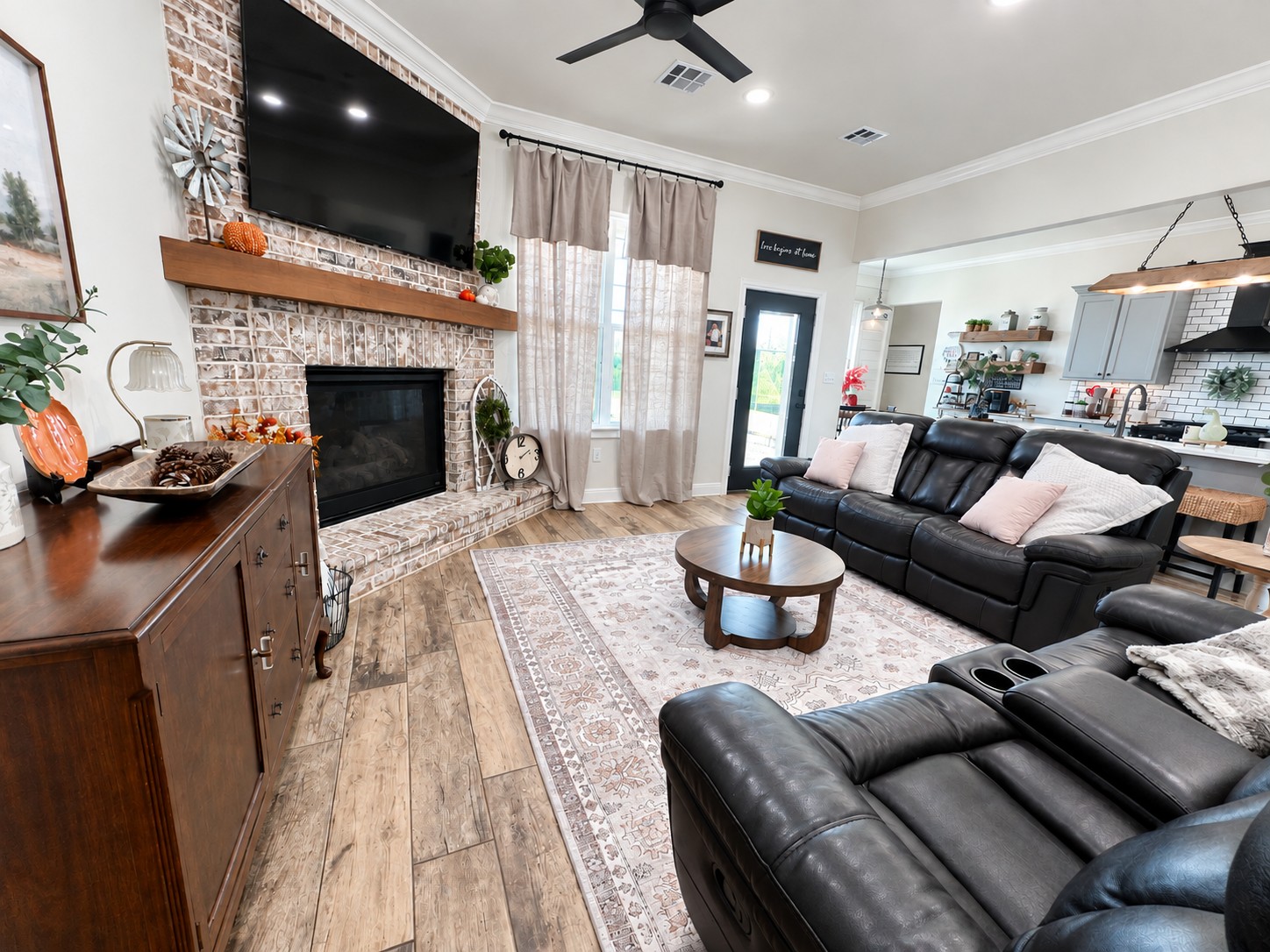 803 Silver Valley Durant OK 74701