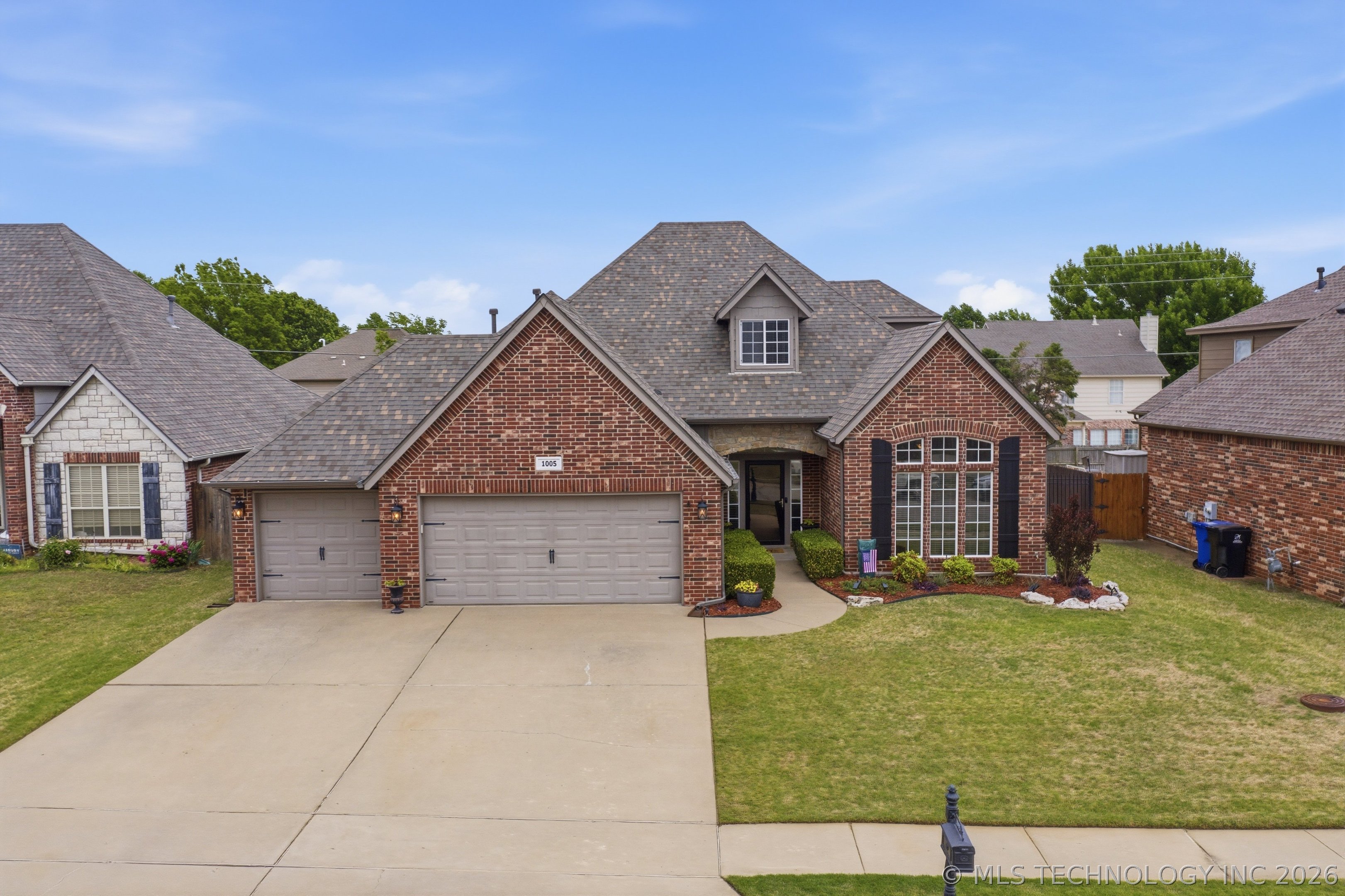 1005 S Yellowood Place W Broken Arrow OK 74012