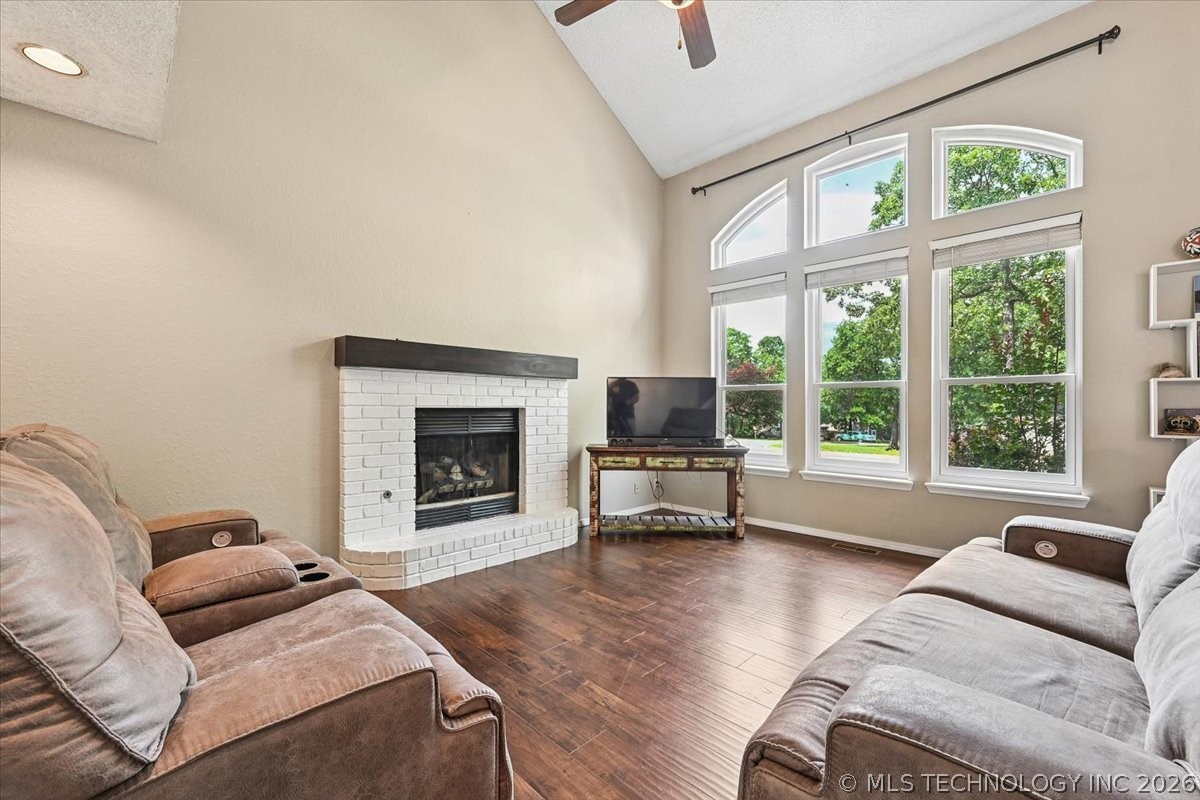 7301 W 36th Street Tulsa OK 74107