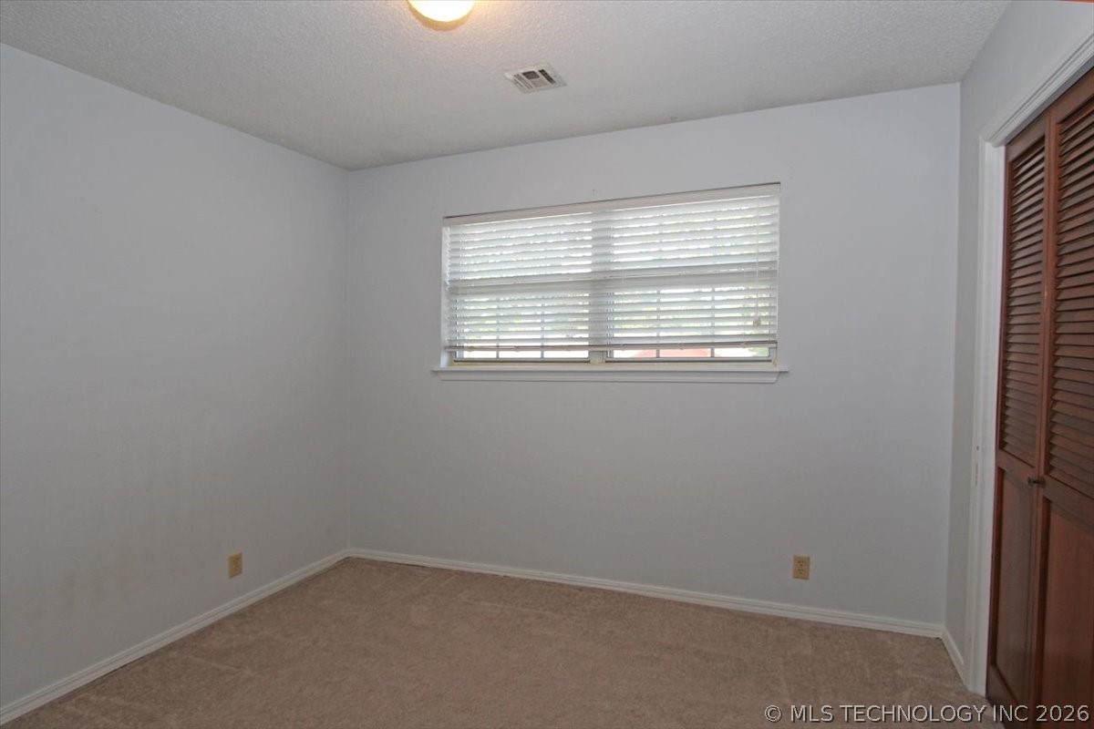 2408 Chapel Hill Court Bartlesville OK 74006