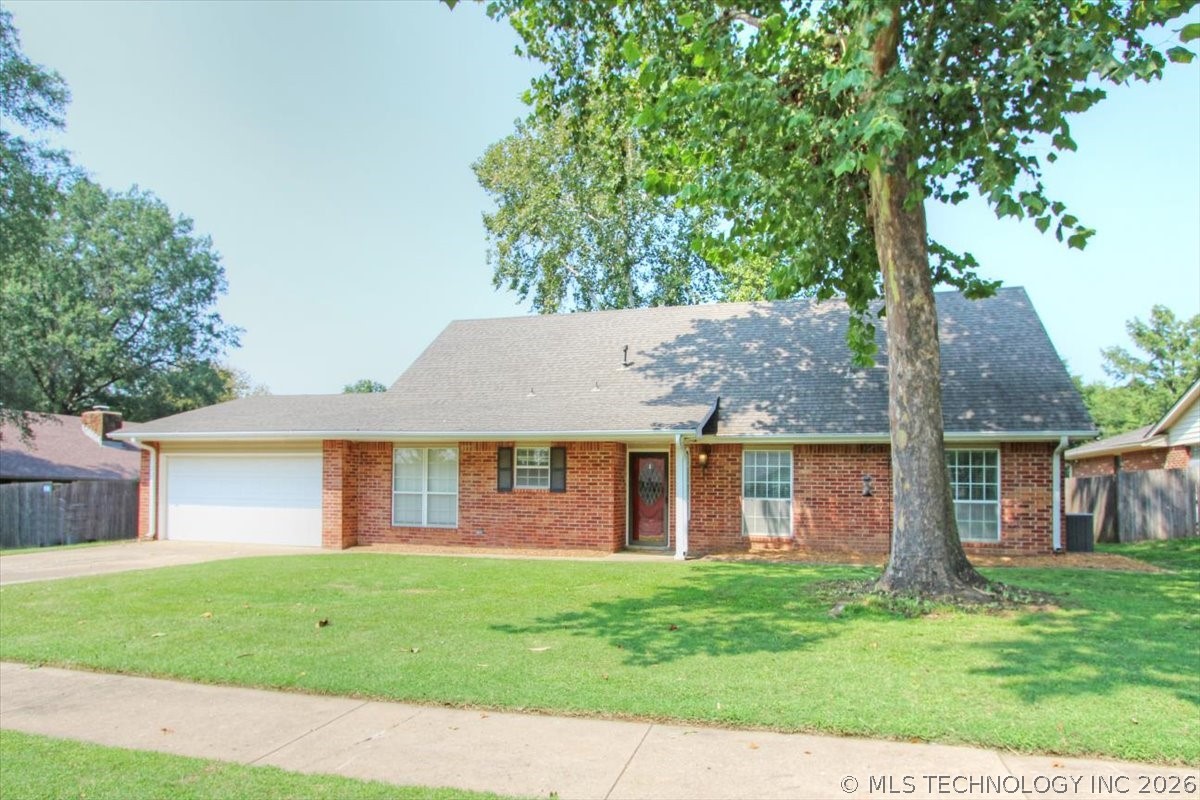 2408 Chapel Hill Court Bartlesville OK 74006
