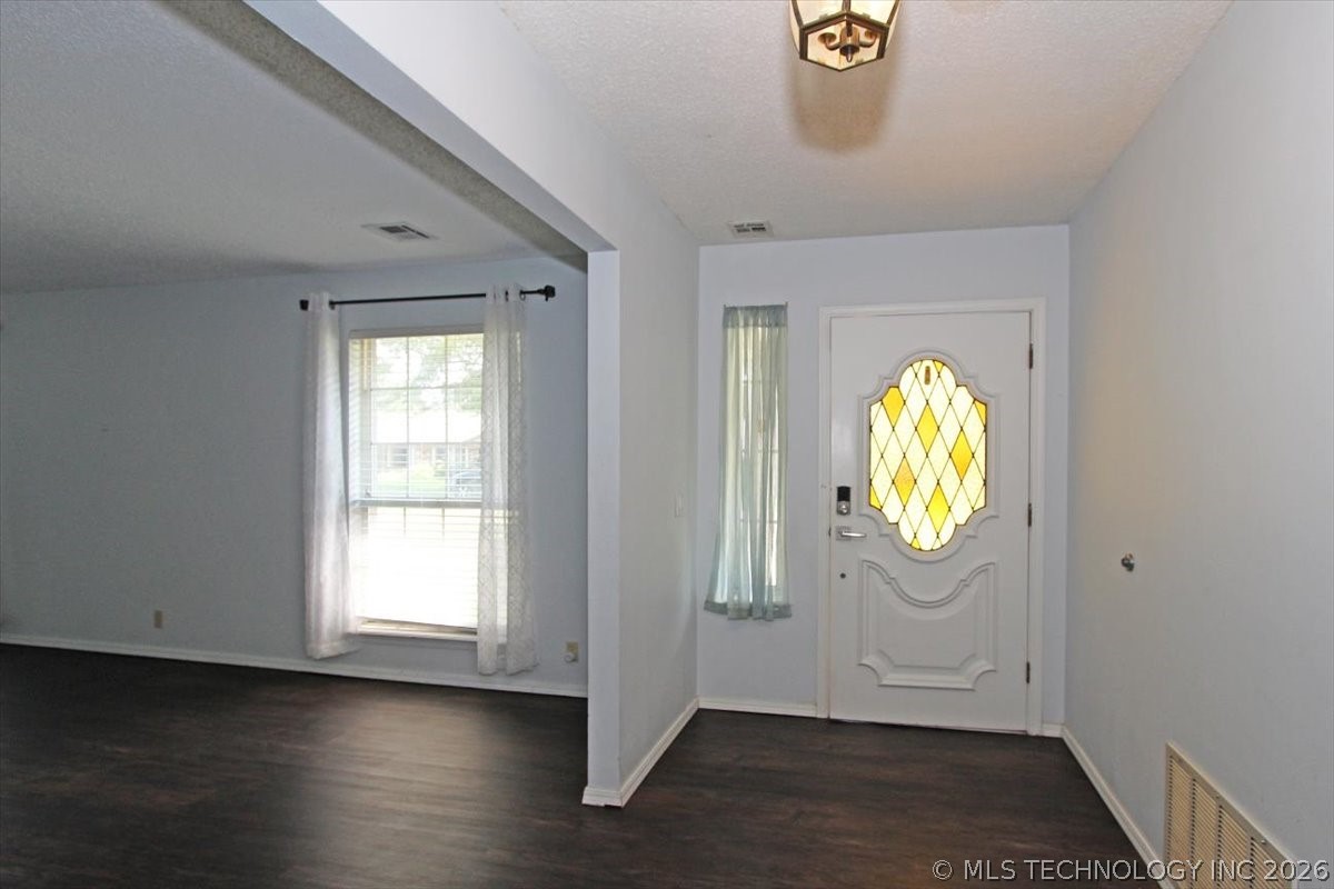 2408 Chapel Hill Court Bartlesville OK 74006