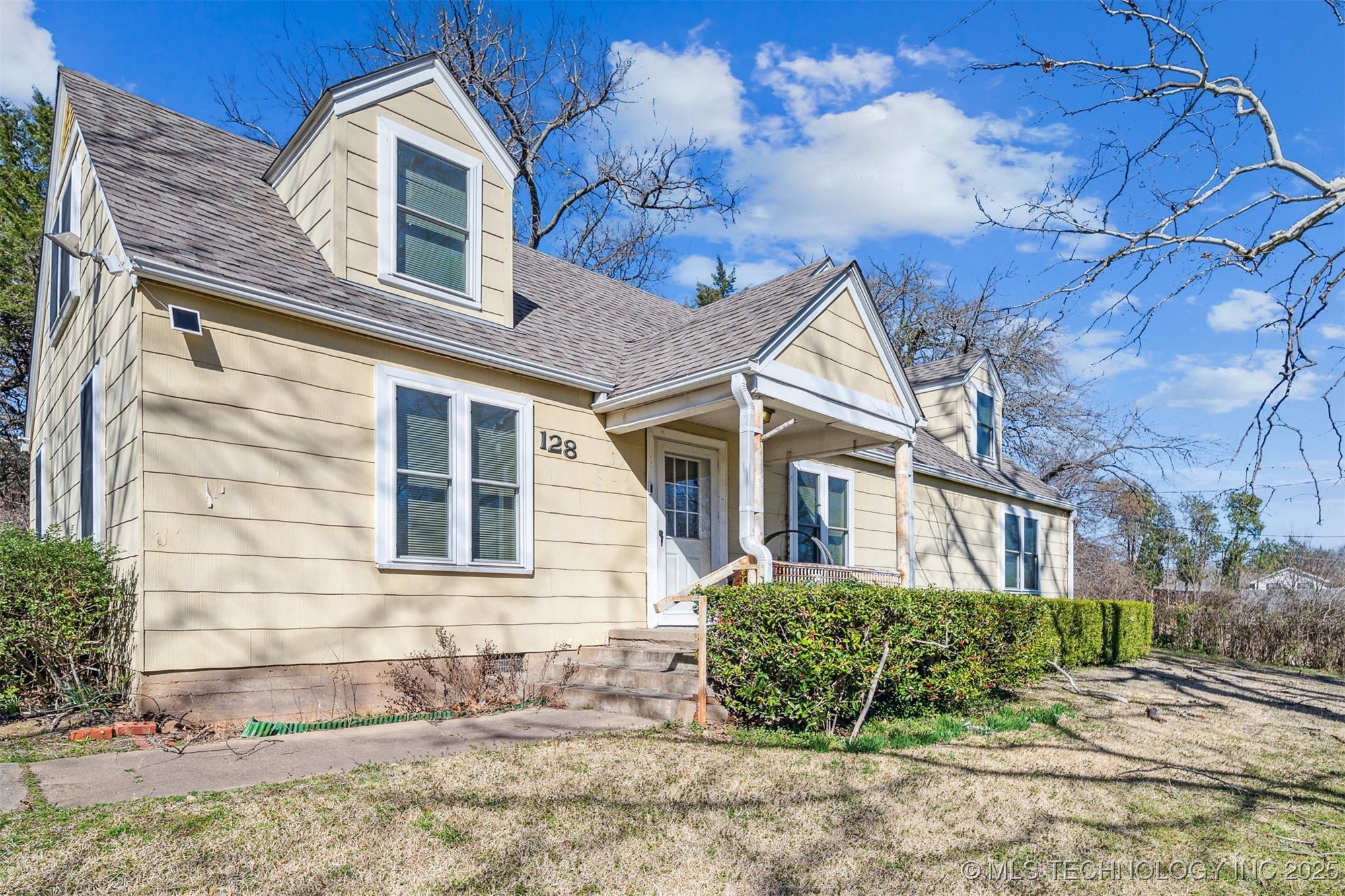 128 W 21st Ada OK 74820