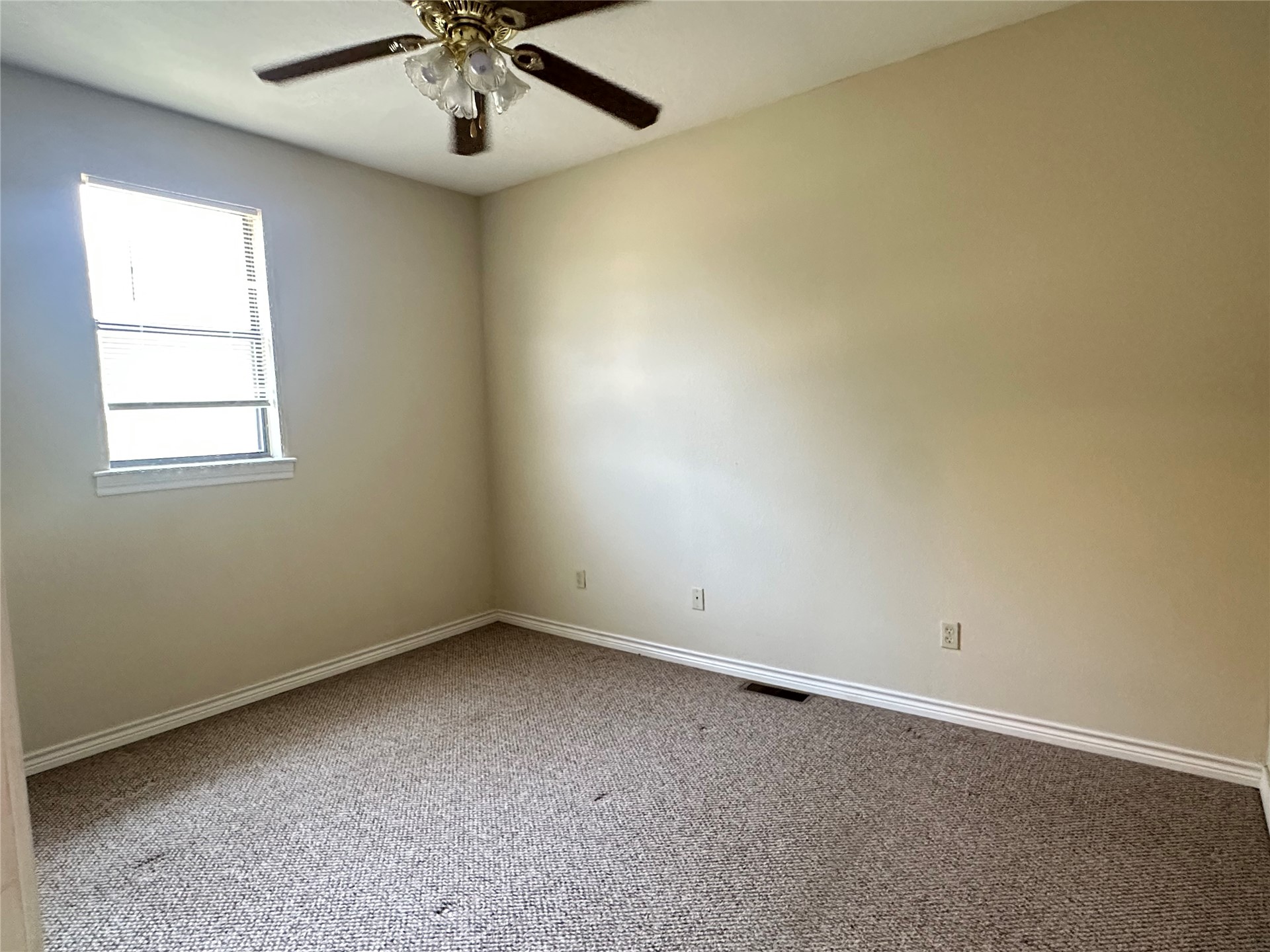 1123 E 9th Street Okmulgee OK 74447