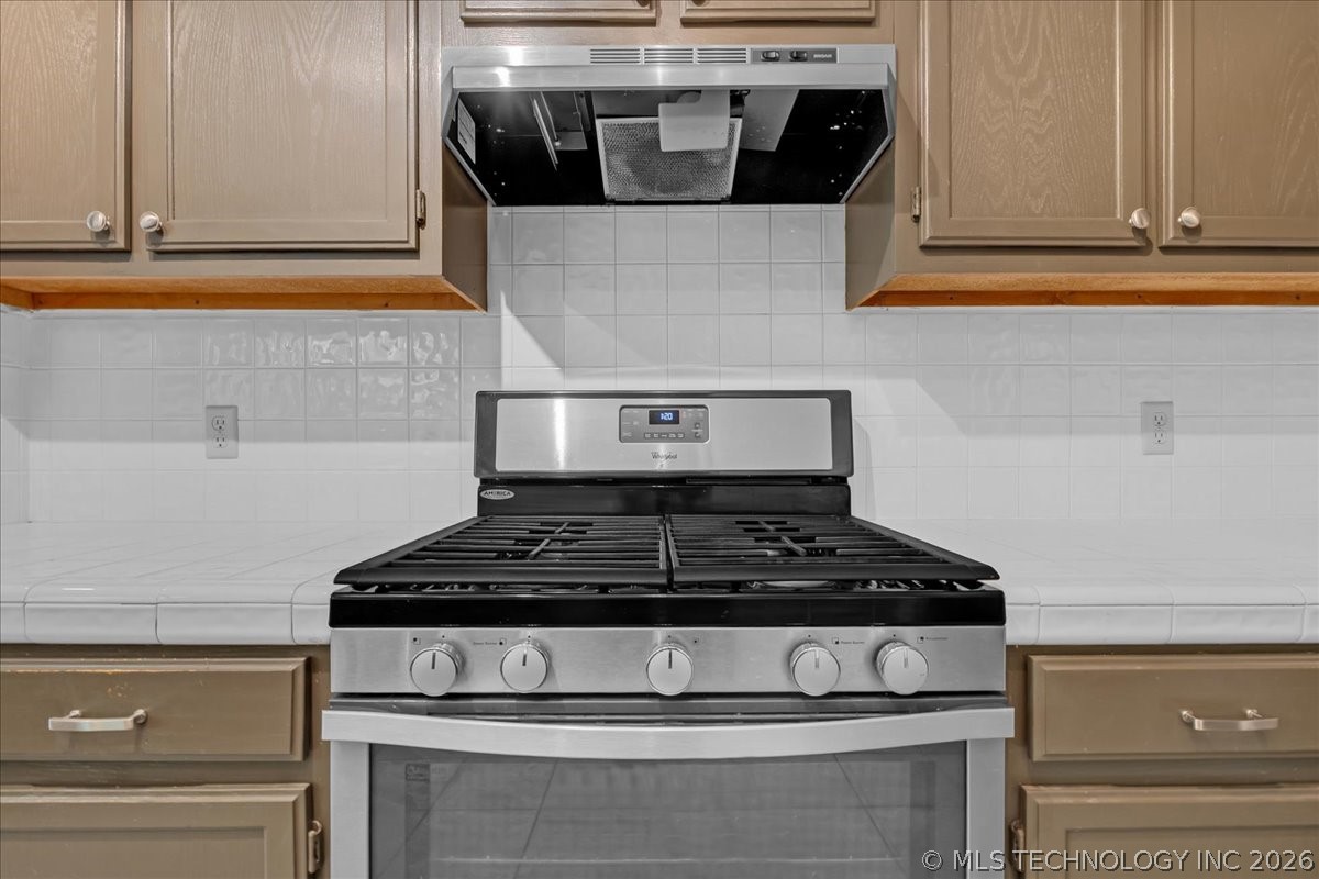 2412 W Twin Oaks Street Broken Arrow OK 74011