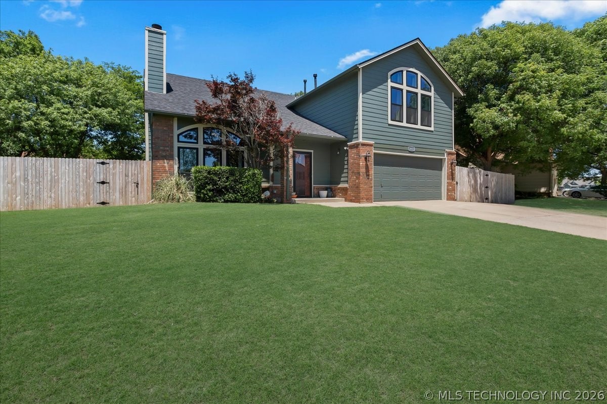 2412 W Twin Oaks Street Broken Arrow OK 74011