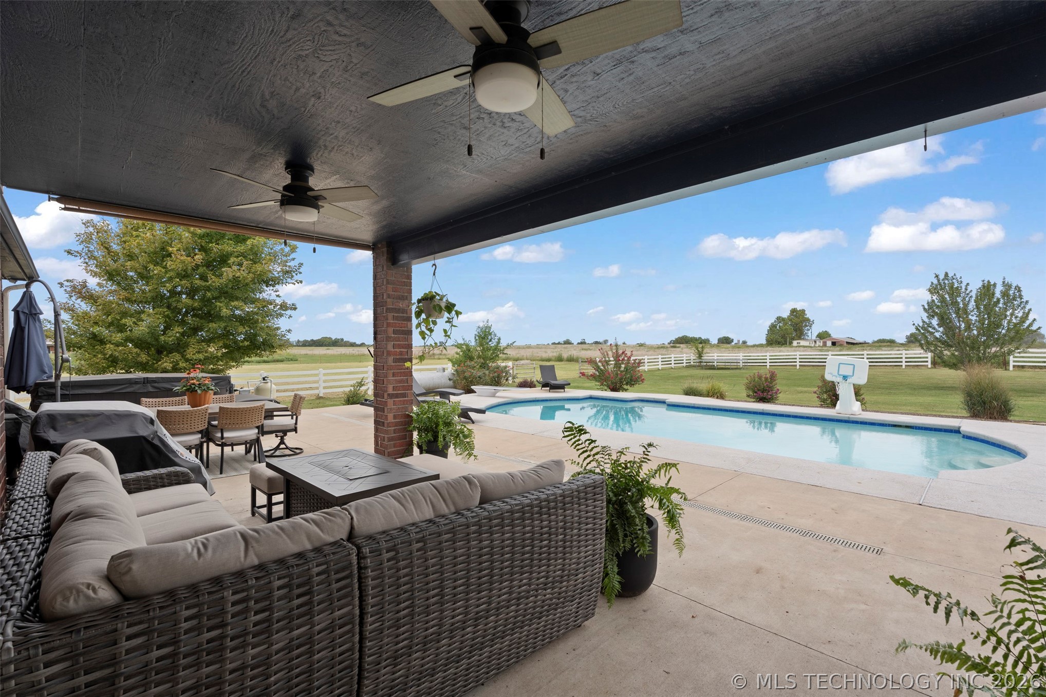 57970 E 230 Road Fairland OK 74343