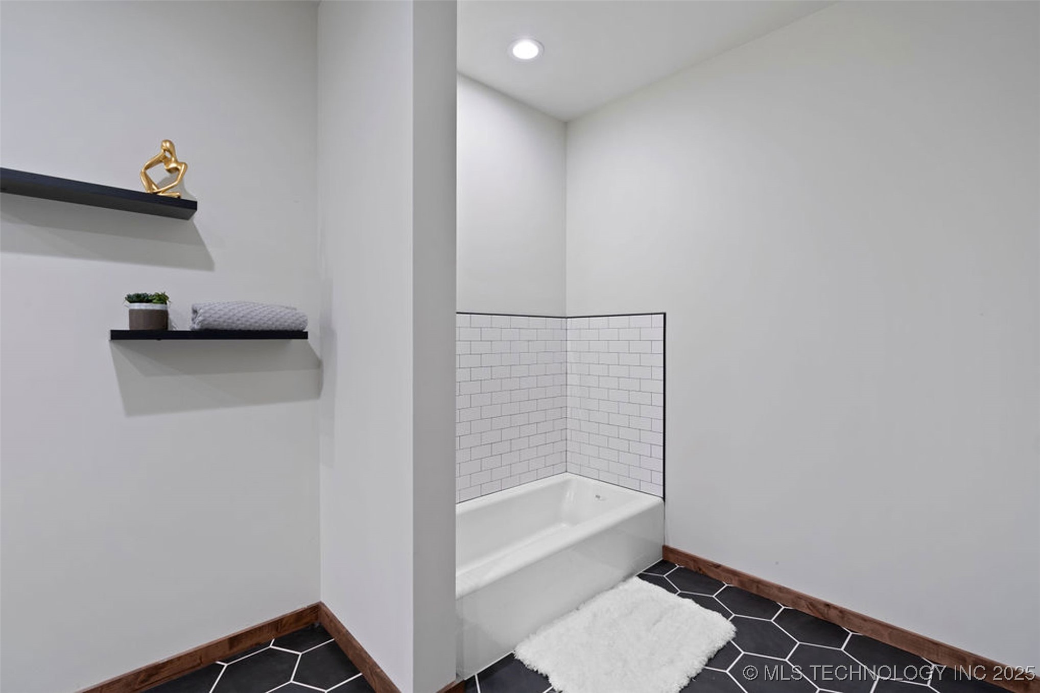 2600 W 410 Road Adair OK 74330