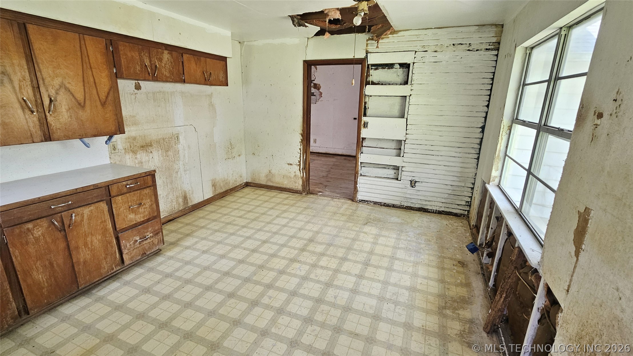506 7th Street Stuart OK 74570