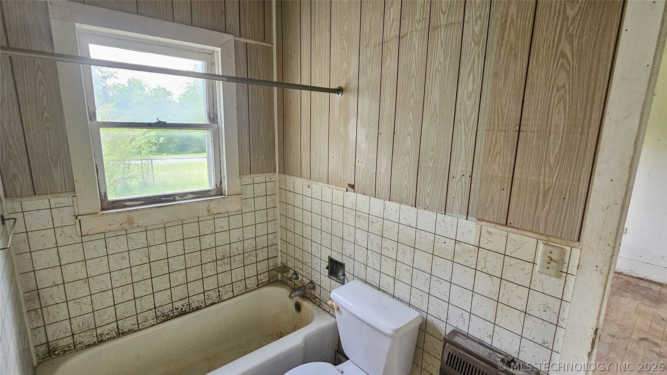 506 7th Street Stuart OK 74570