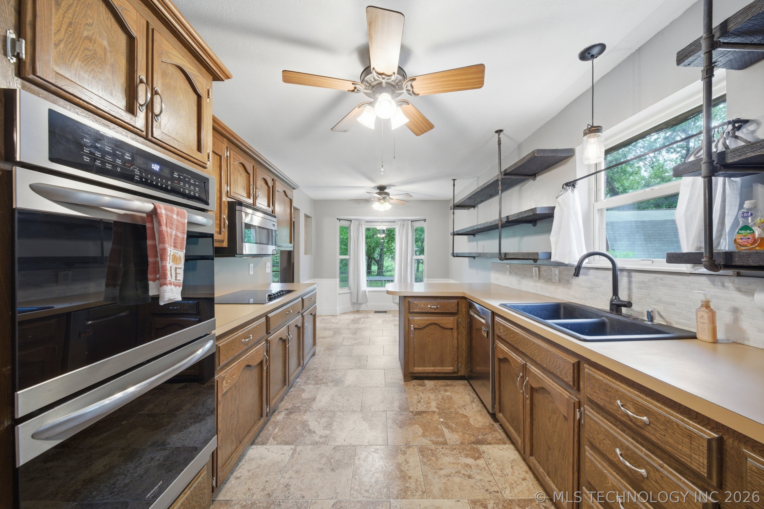1416 S Chestnut Avenue Broken Arrow OK 74012