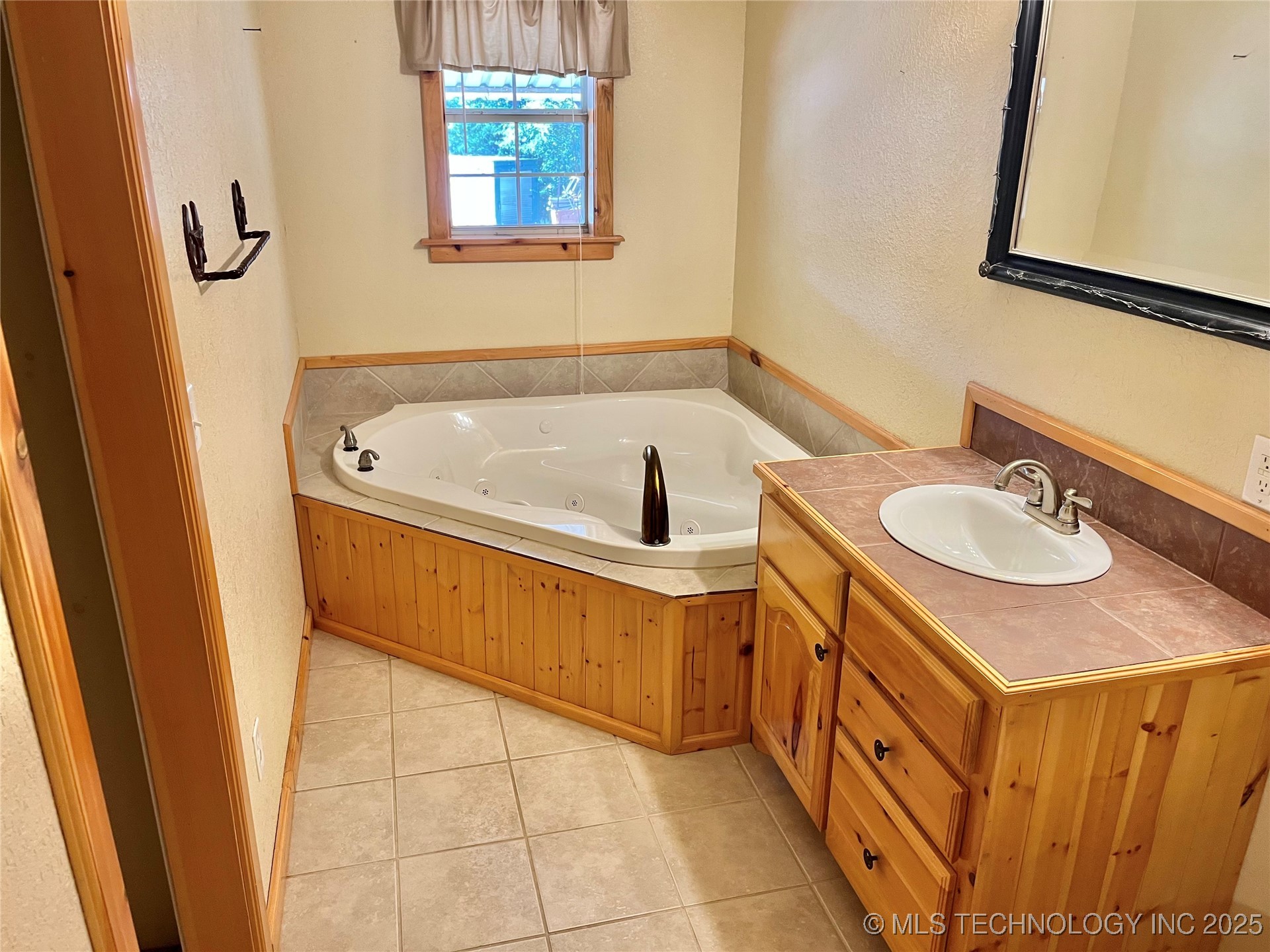 4783 Enos Road Kingston OK 73439