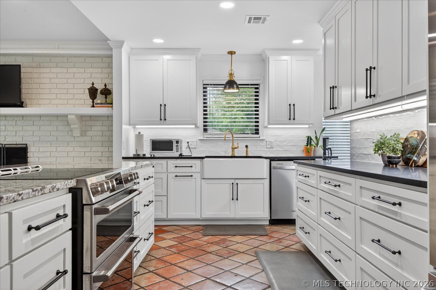 2301 Camden Court Bartlesville OK 74006