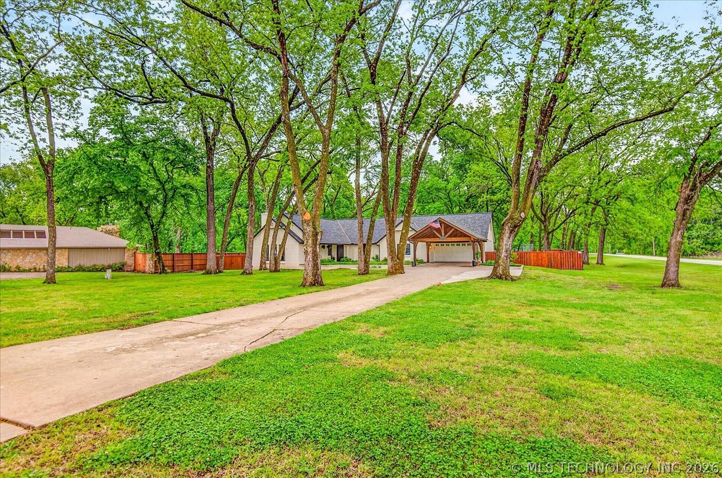 2301 Camden Court Bartlesville OK 74006
